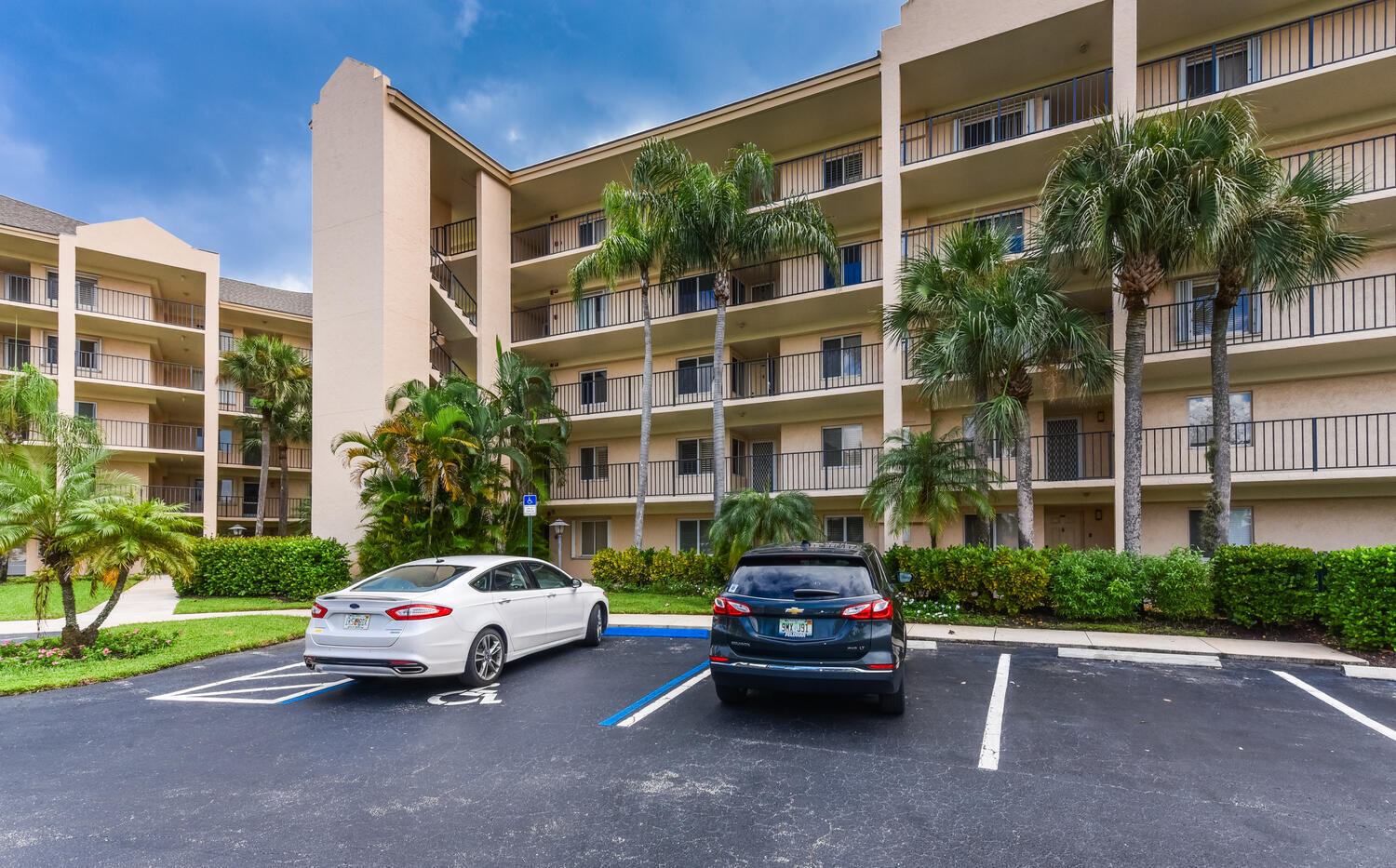 275 Palm #A101 Jupiter, FL 33477