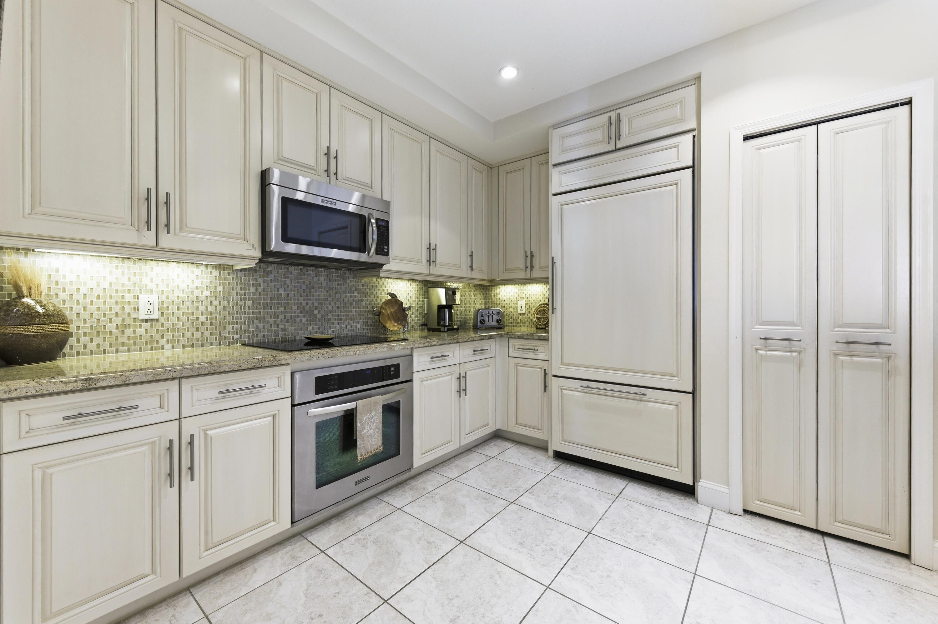 120 Ocean Grande #802 Jupiter, FL 33477