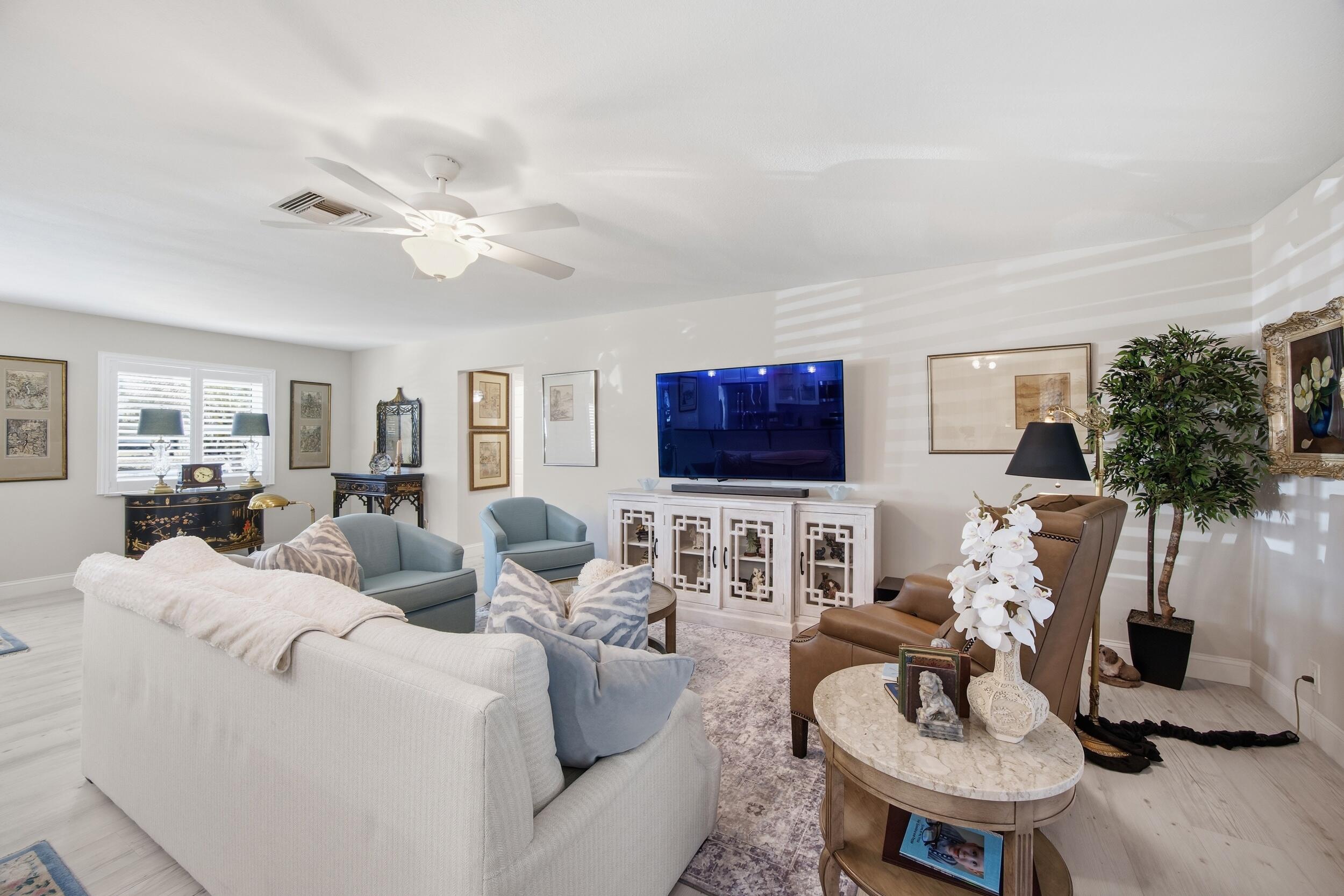 9461 SE Little Clb Jupiter, FL 33469