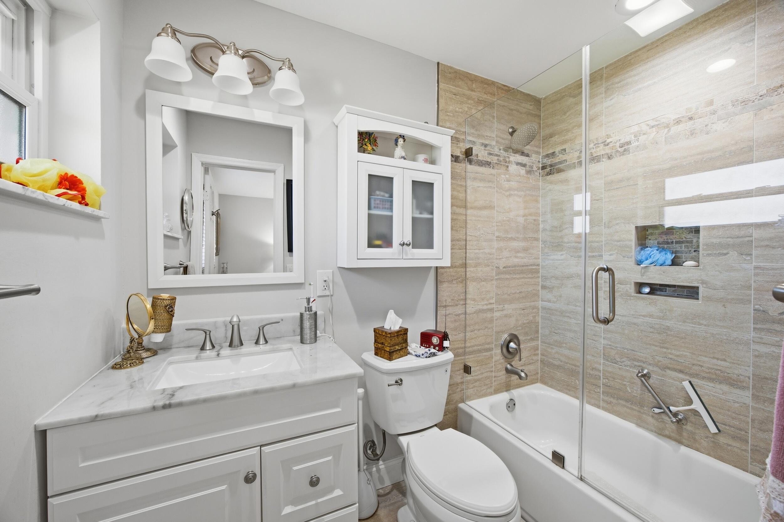 9461 SE Little Clb Jupiter, FL 33469