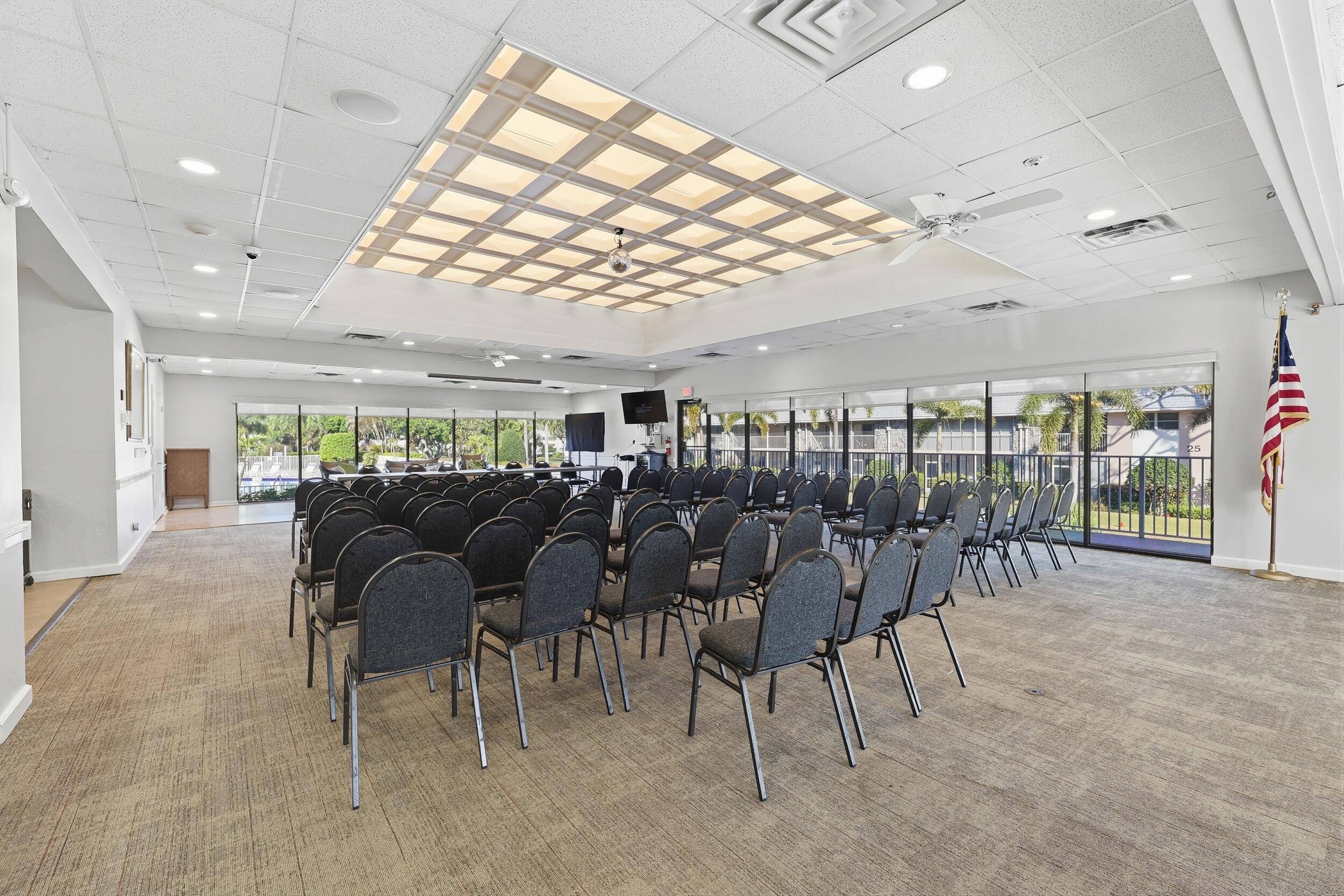 9461 SE Little Clb Jupiter, FL 33469