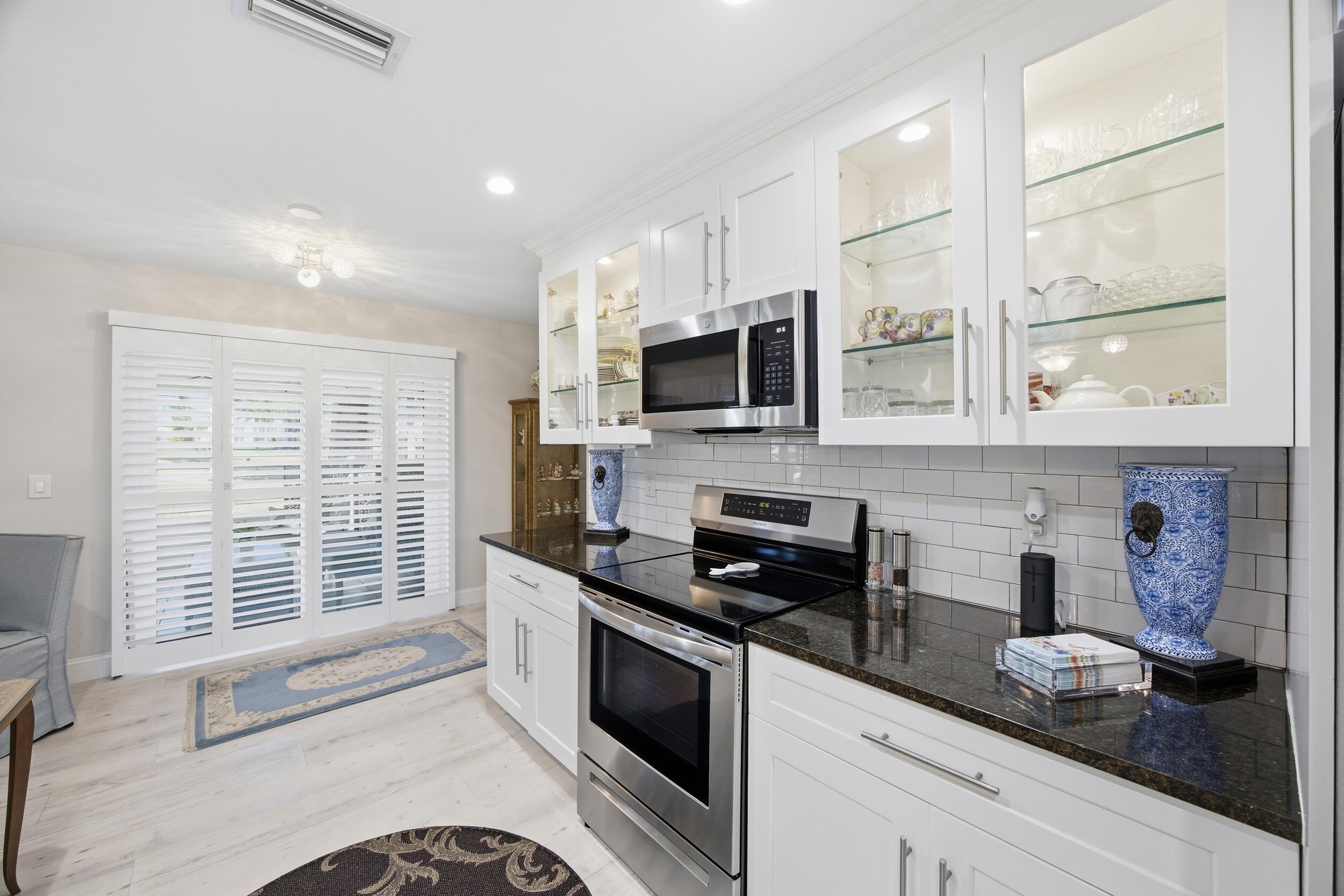 9461 SE Little Clb Jupiter, FL 33469