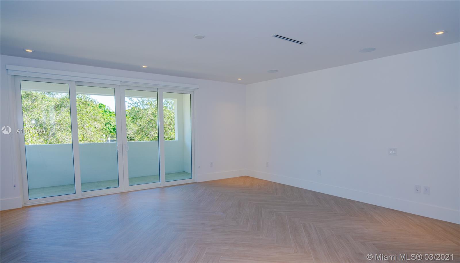 3510 Segovia St #3510 Coral Gables, FL 33134