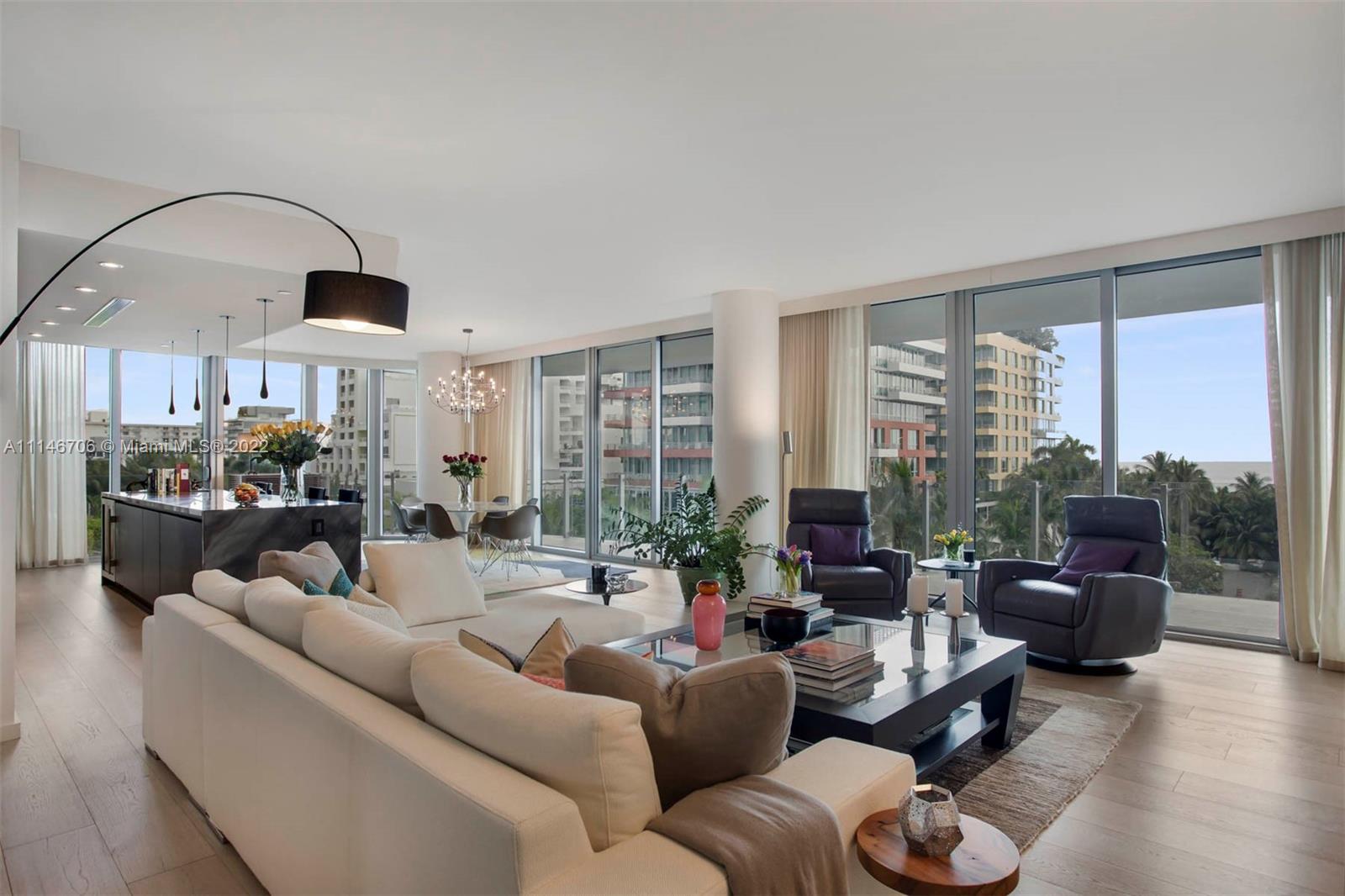 1 Collins Ave