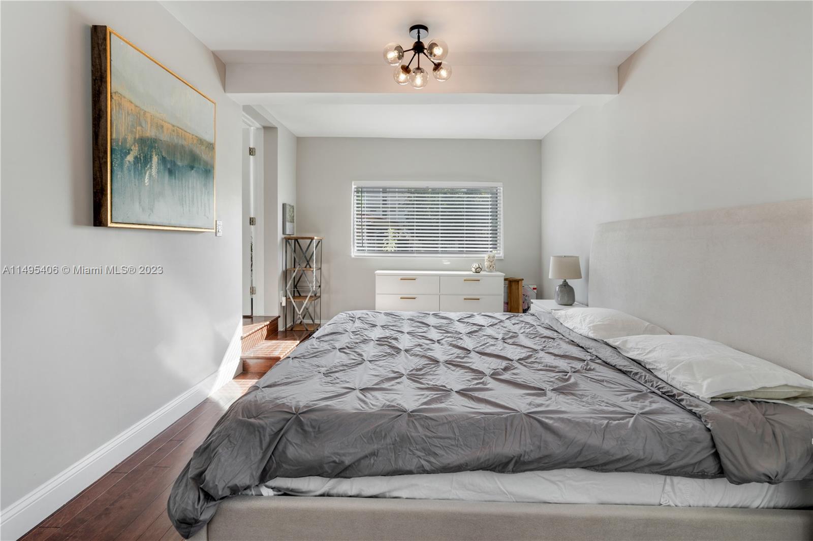 2465 SW 21st Ter,Miami, FL 33145