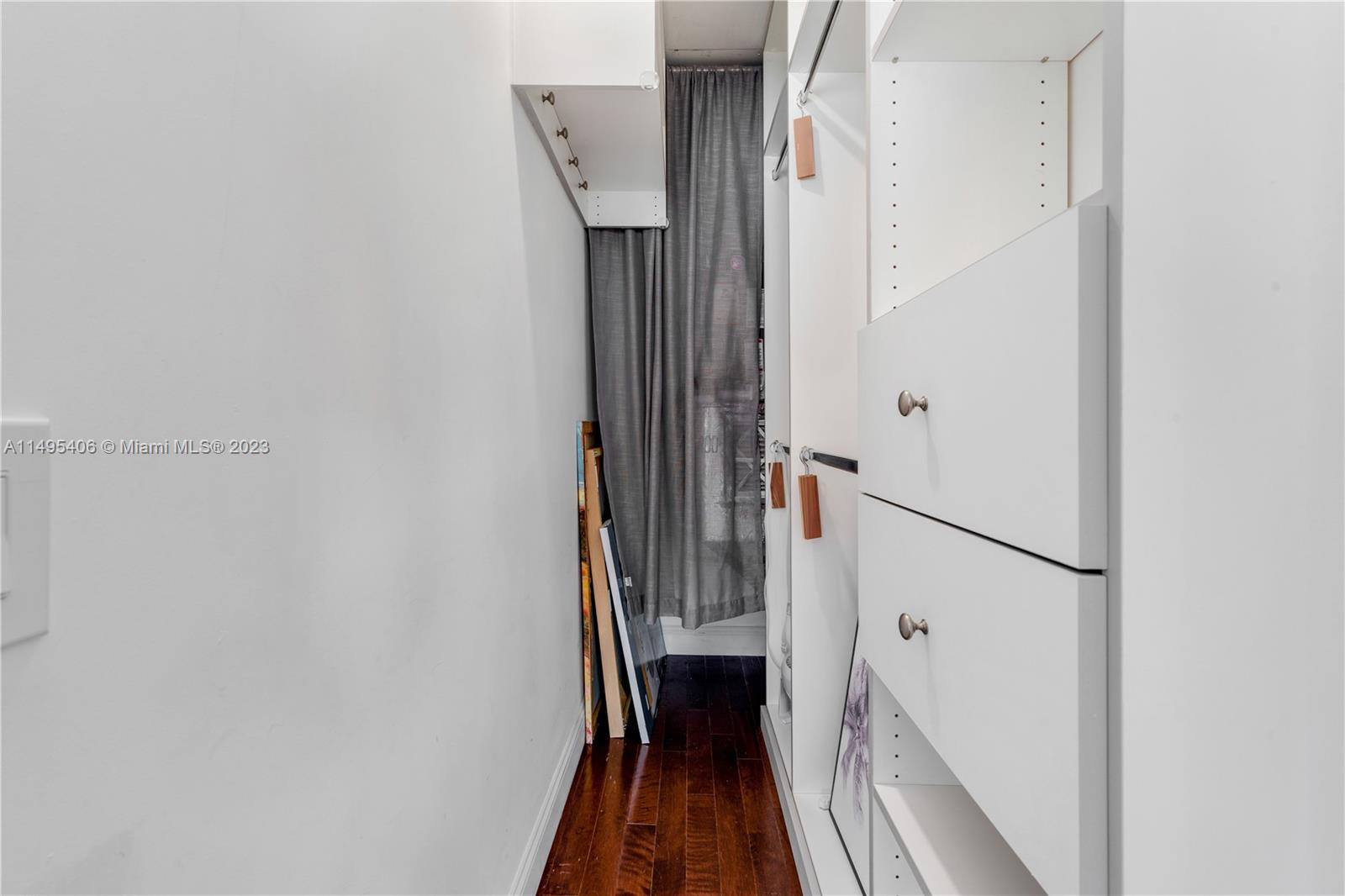 2465 SW 21st Ter,Miami, FL 33145