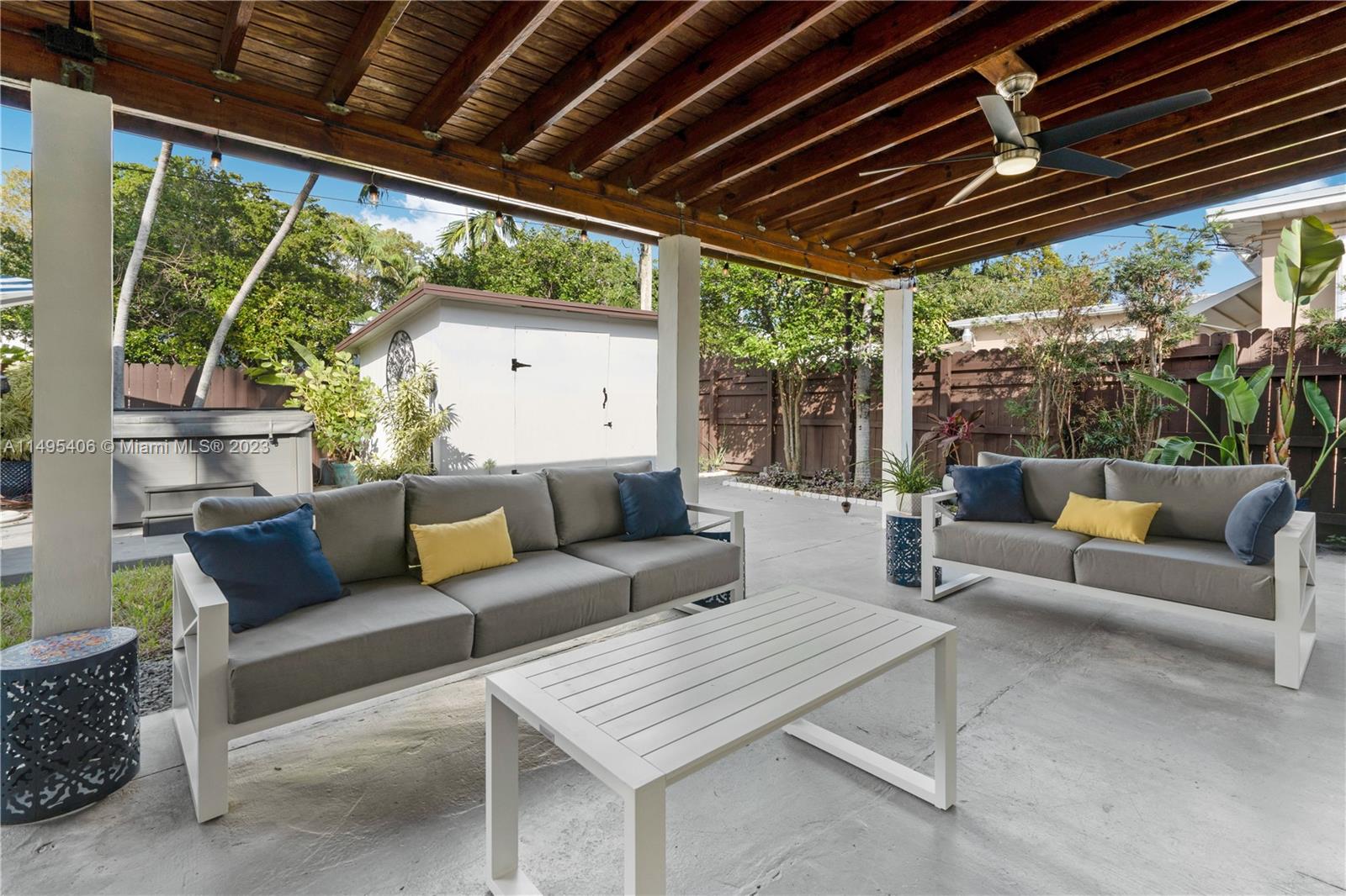 2465 SW 21st Ter,Miami, FL 33145