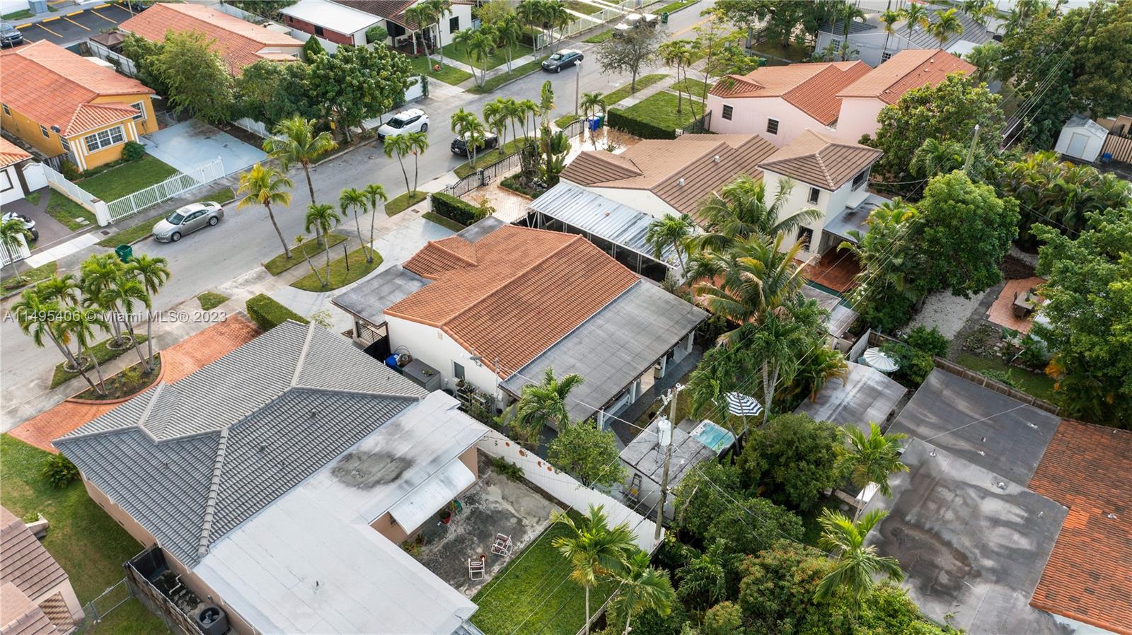 2465 SW 21st Ter,Miami, FL 33145