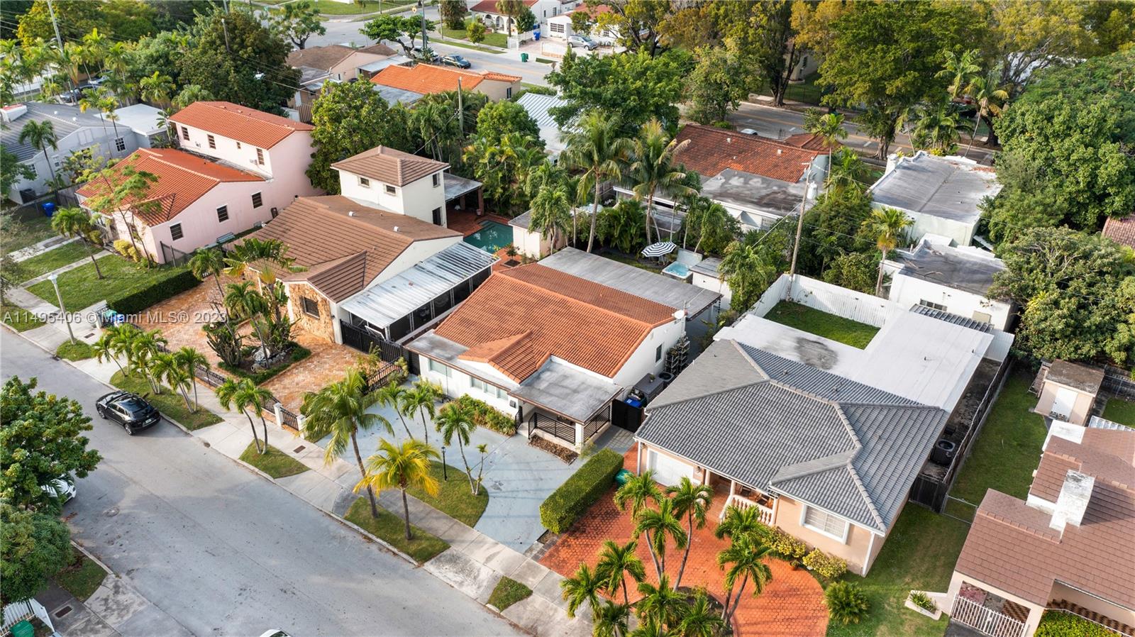 2465 SW 21st Ter,Miami, FL 33145