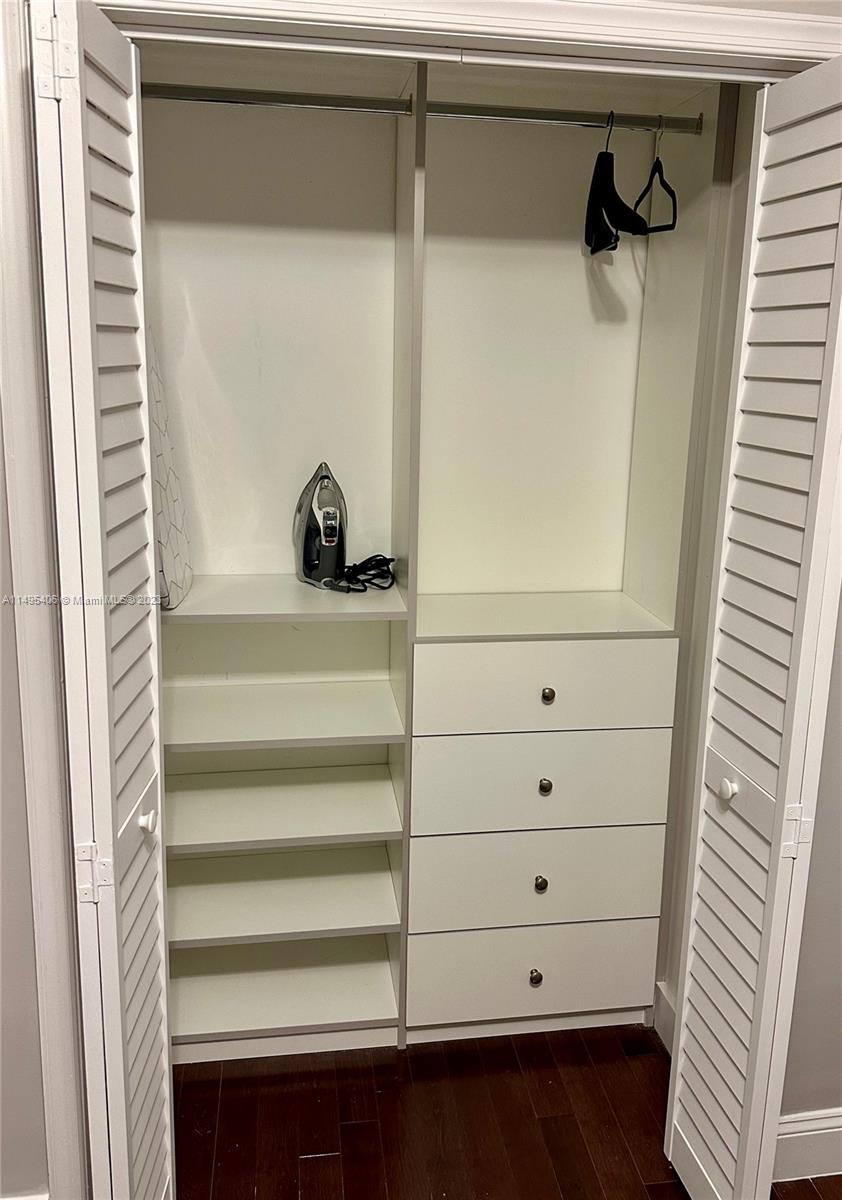 2465 SW 21st Ter,Miami, FL 33145