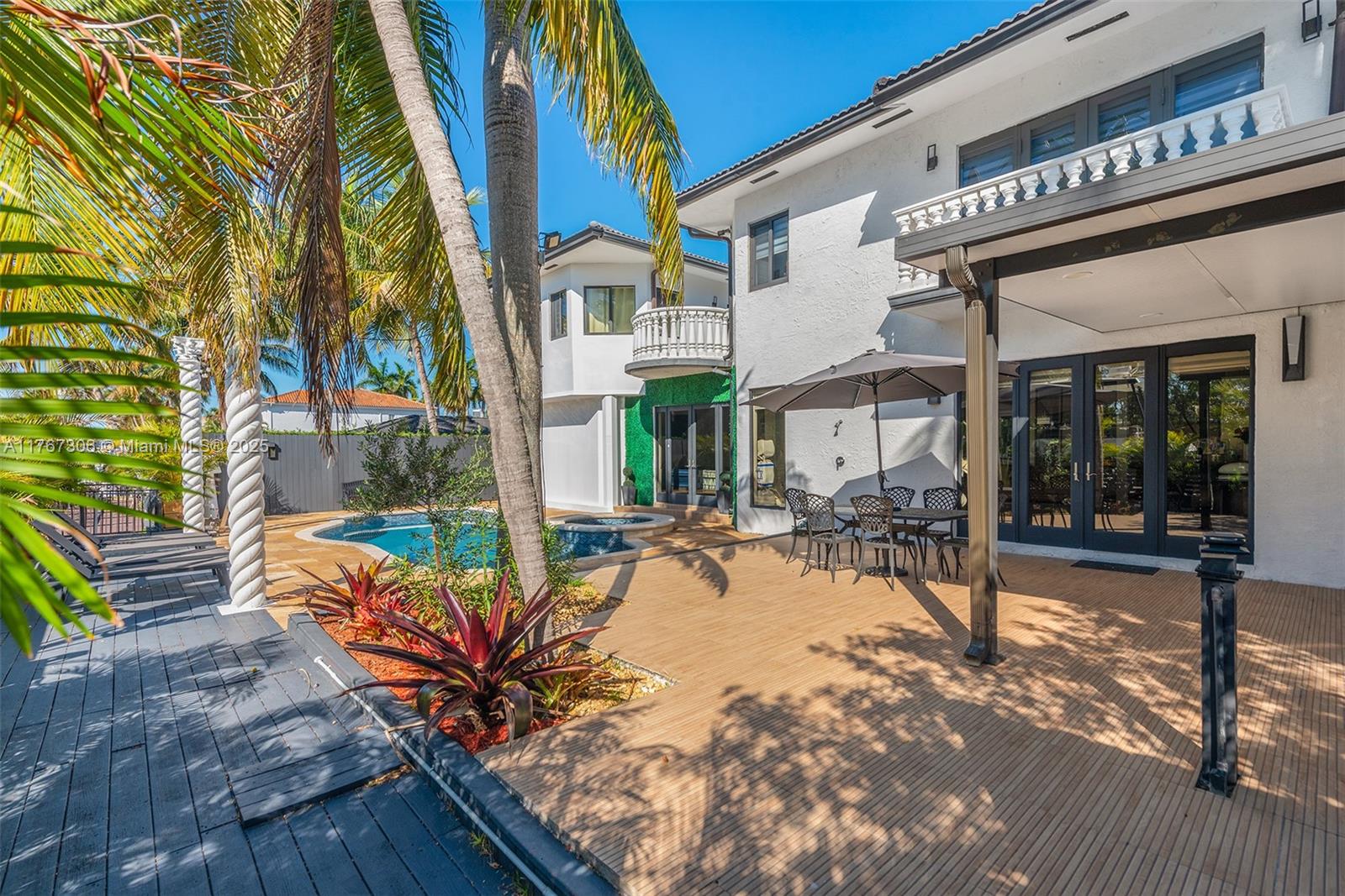 3400 NE 164th St North Miami Beach, FL 33160