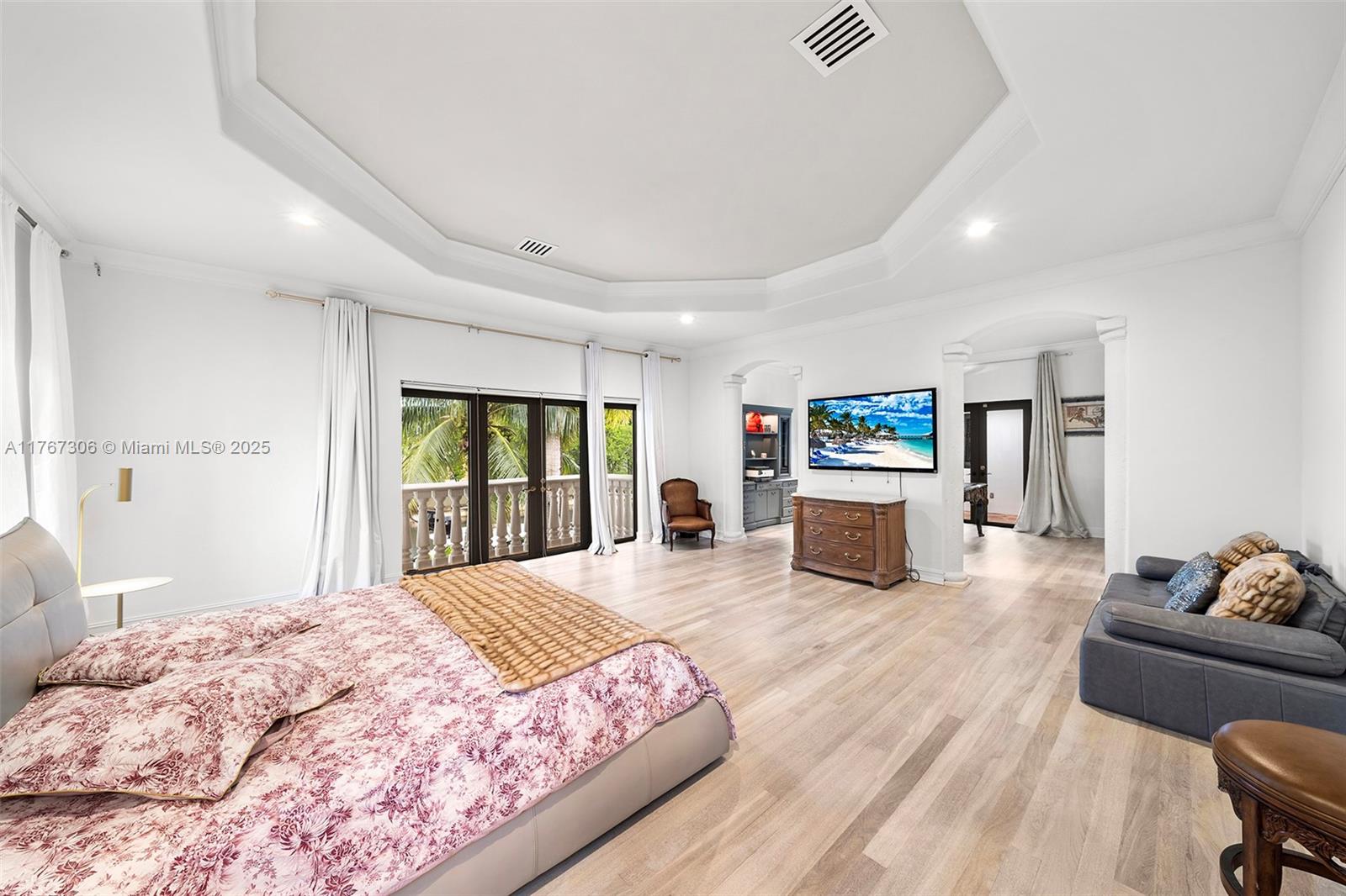 3400 NE 164th St North Miami Beach, FL 33160