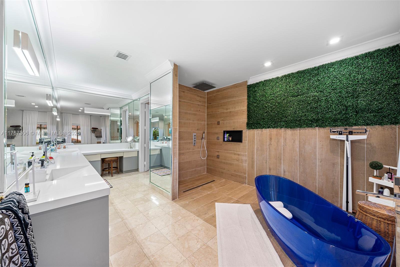 3400 NE 164th St North Miami Beach, FL 33160