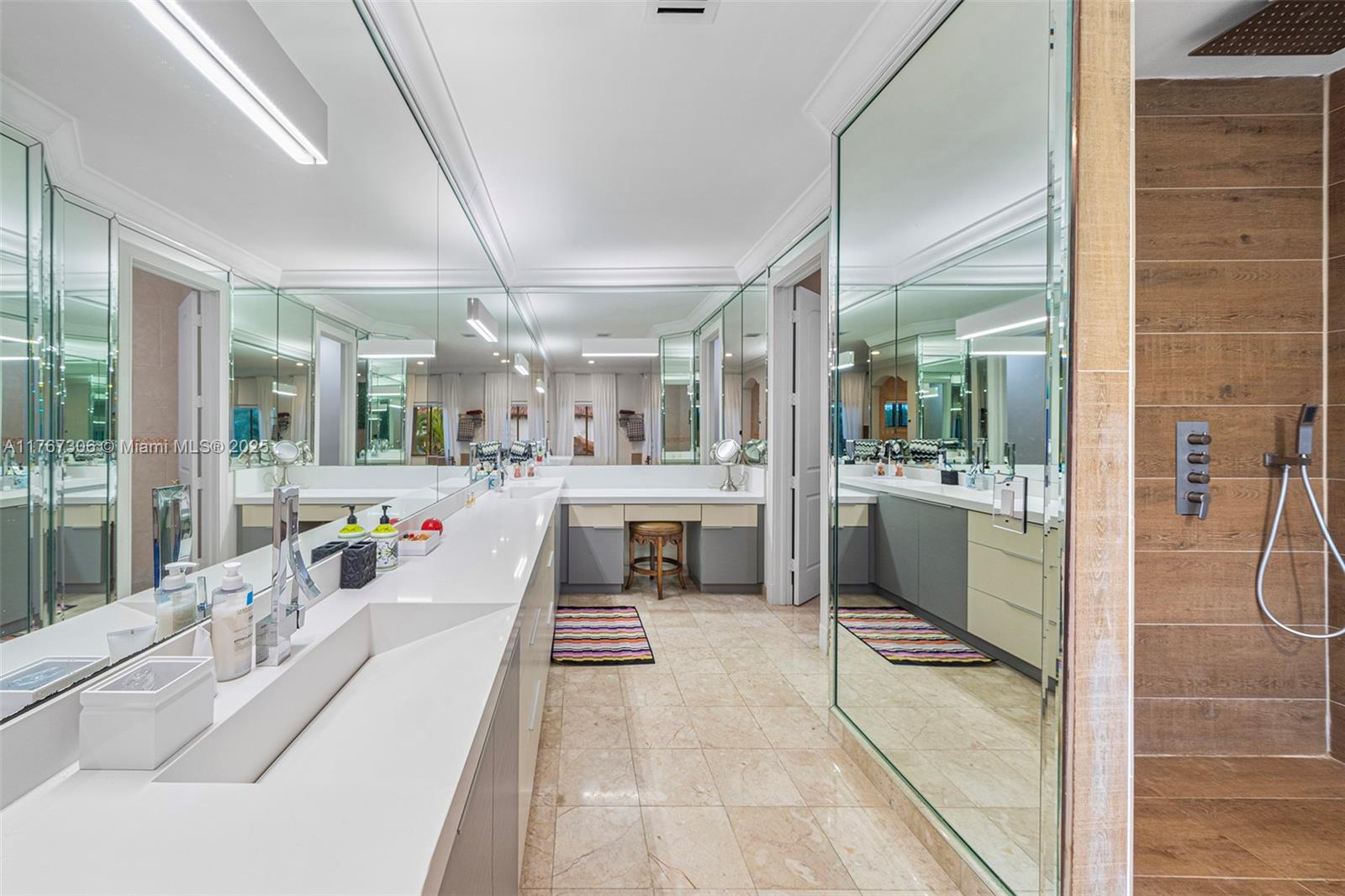 3400 NE 164th St North Miami Beach, FL 33160