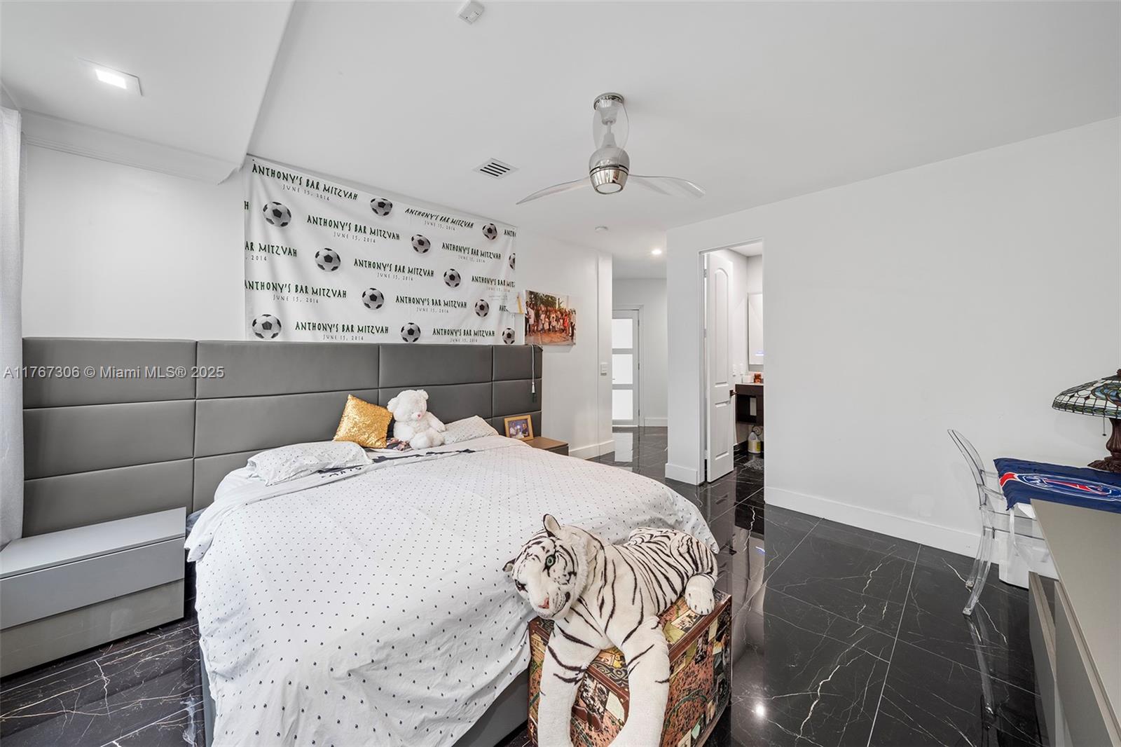 3400 NE 164th St North Miami Beach, FL 33160