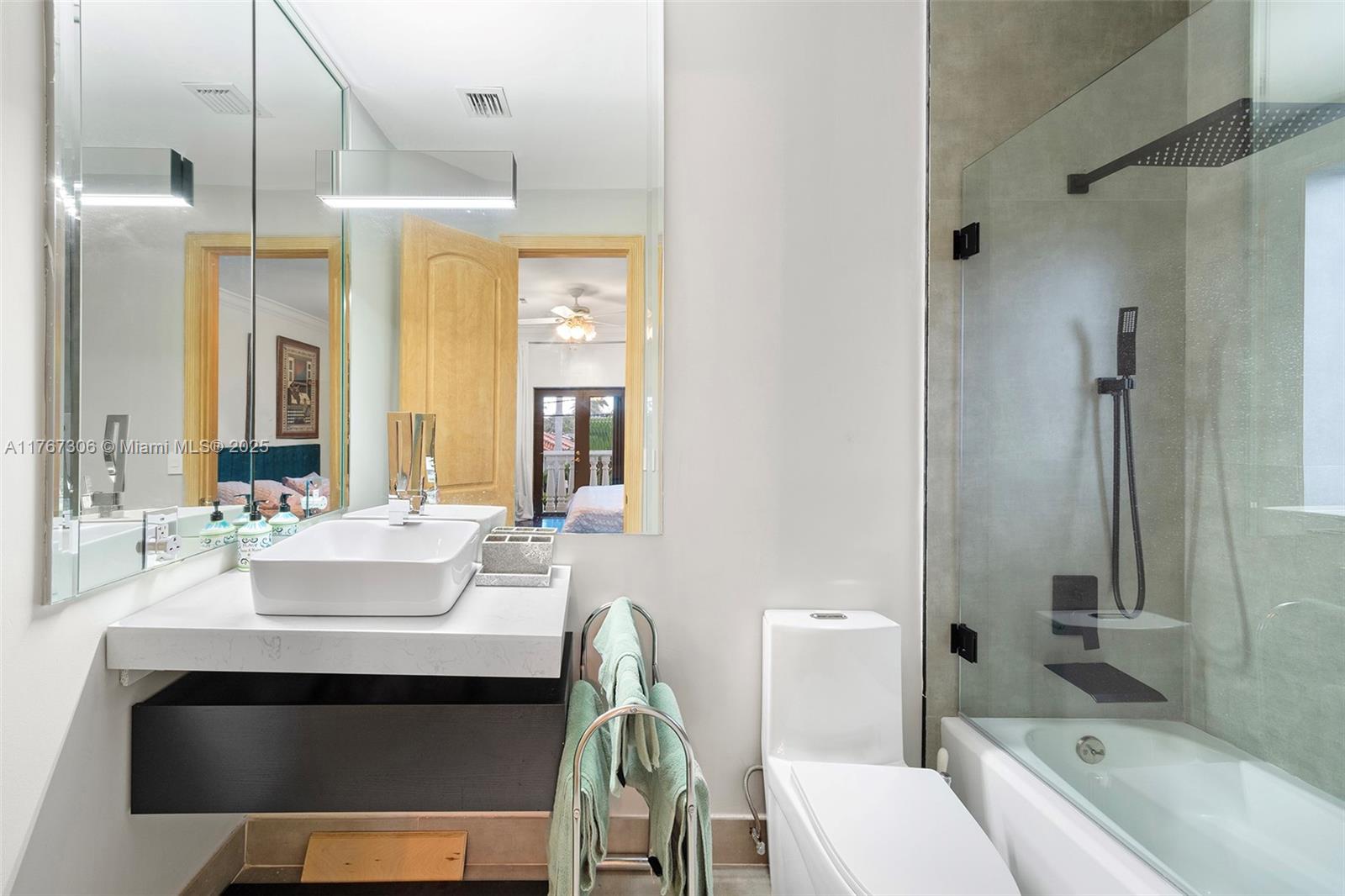 3400 NE 164th St North Miami Beach, FL 33160