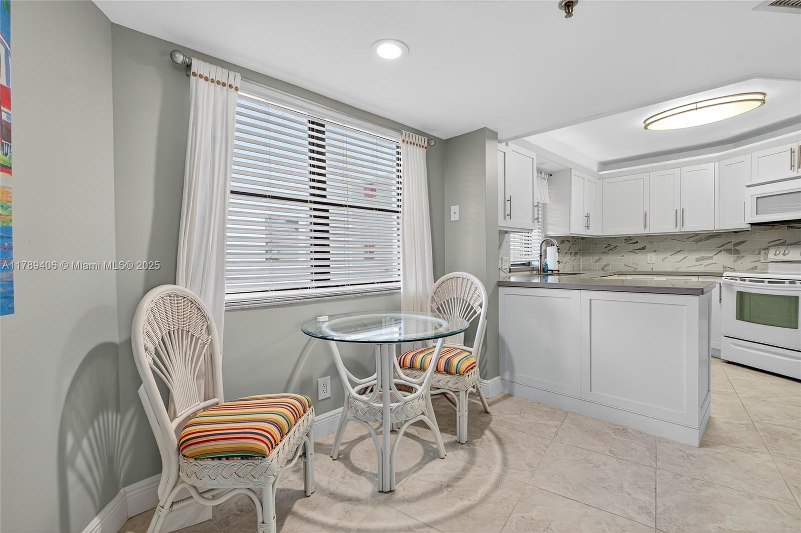 19800 Sandpointe Bay Dr #506 Tequesta, FL 33469