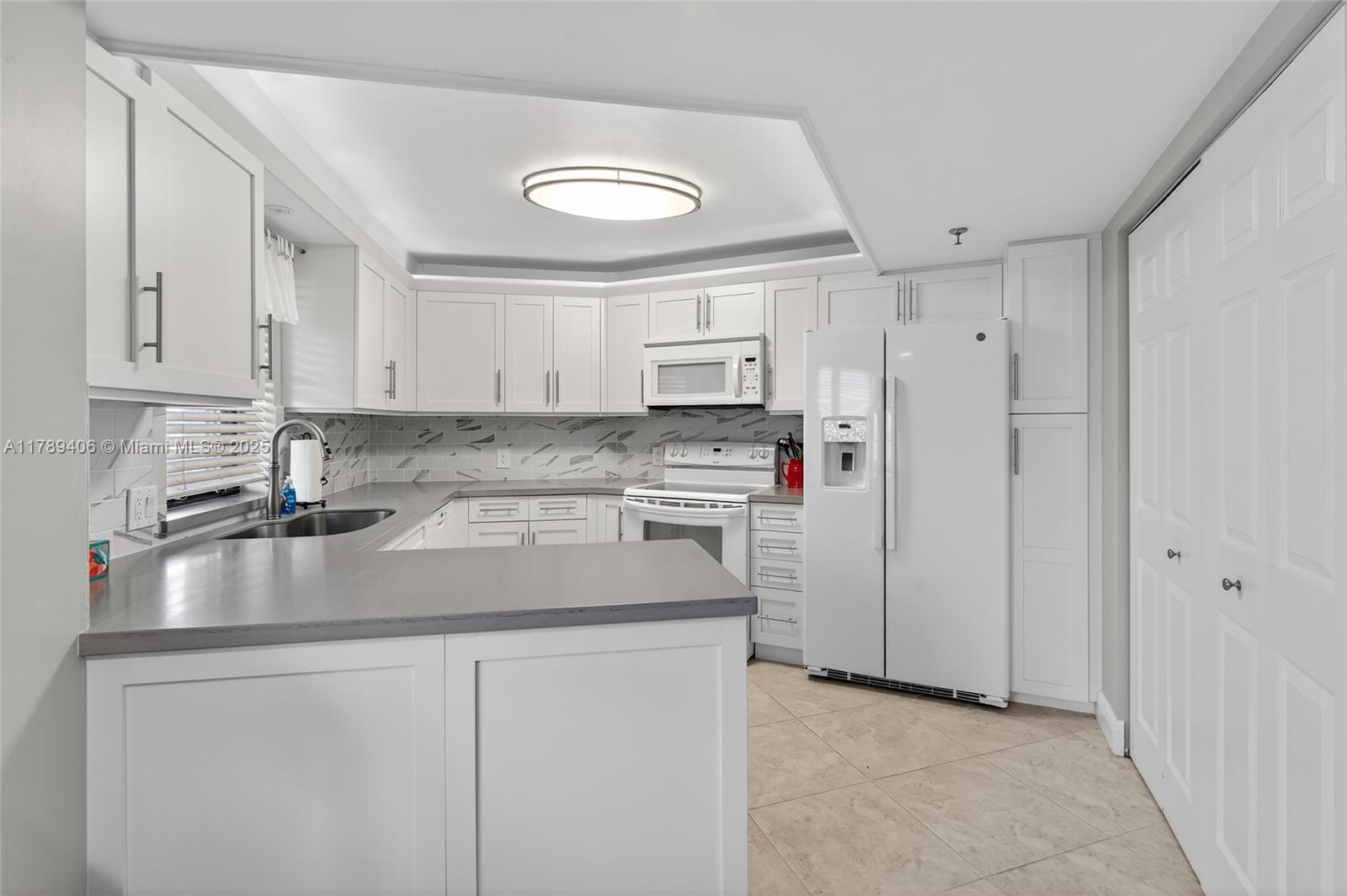 19800 Sandpointe Bay Dr #506 Tequesta, FL 33469