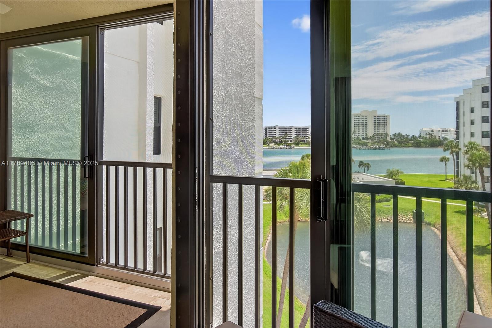 19800 Sandpointe Bay Dr #506 Tequesta, FL 33469