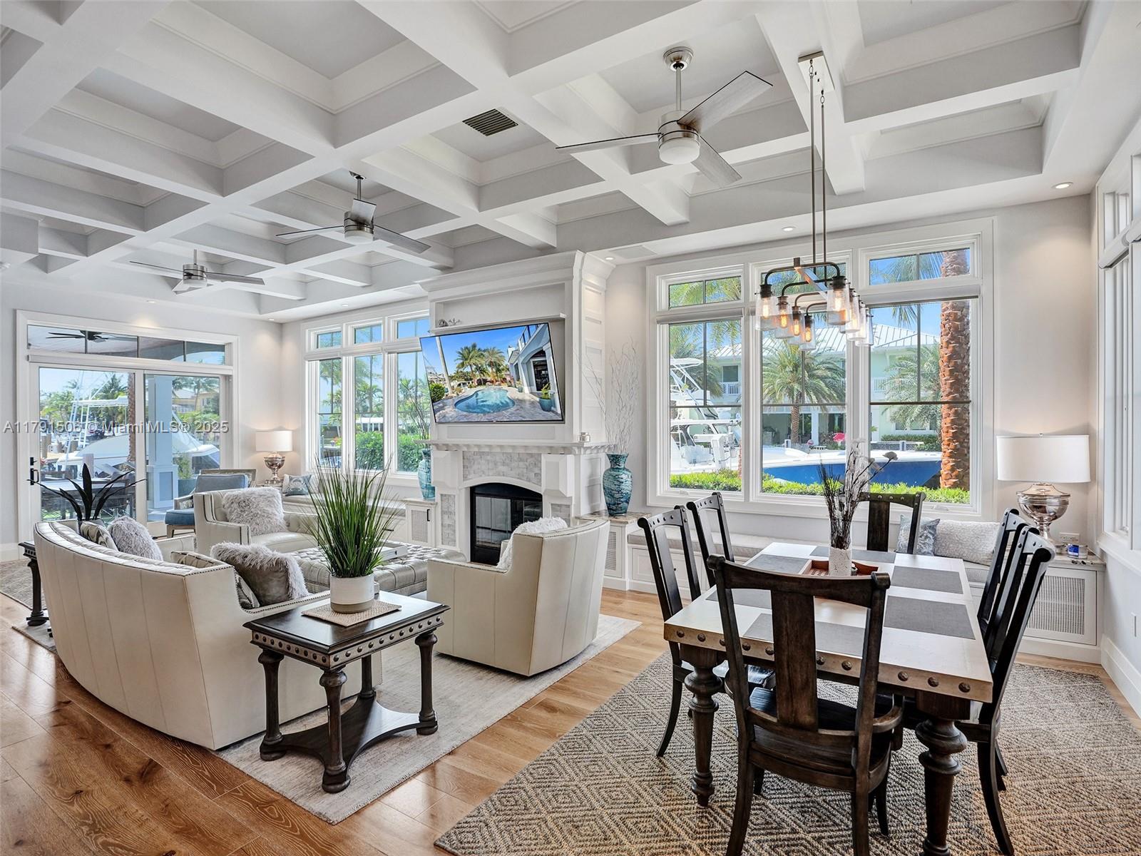 2340 NE 48th St Lighthouse Point, FL 33064