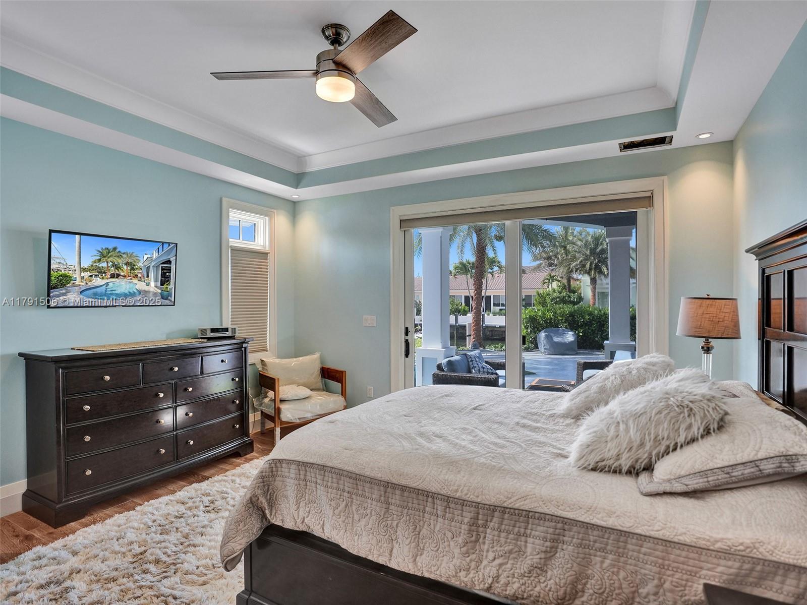 2340 NE 48th St Lighthouse Point, FL 33064