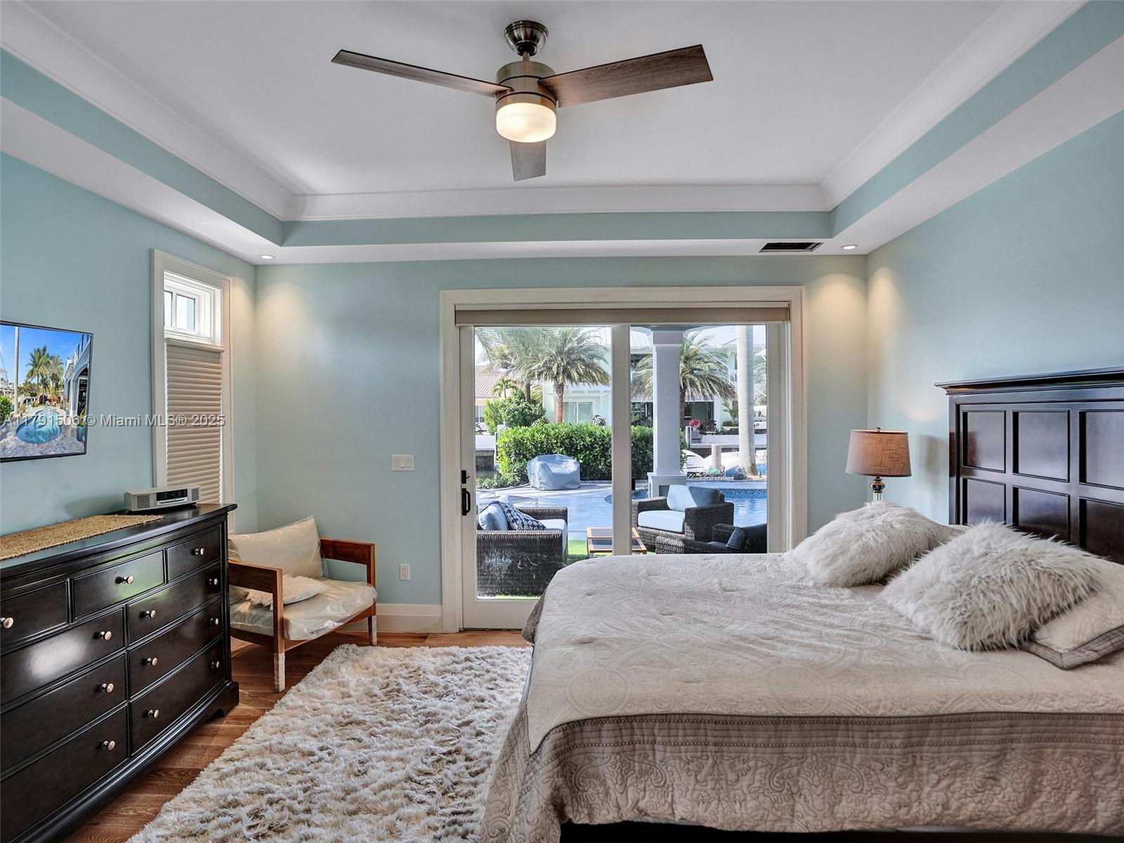 2340 NE 48th St Lighthouse Point, FL 33064