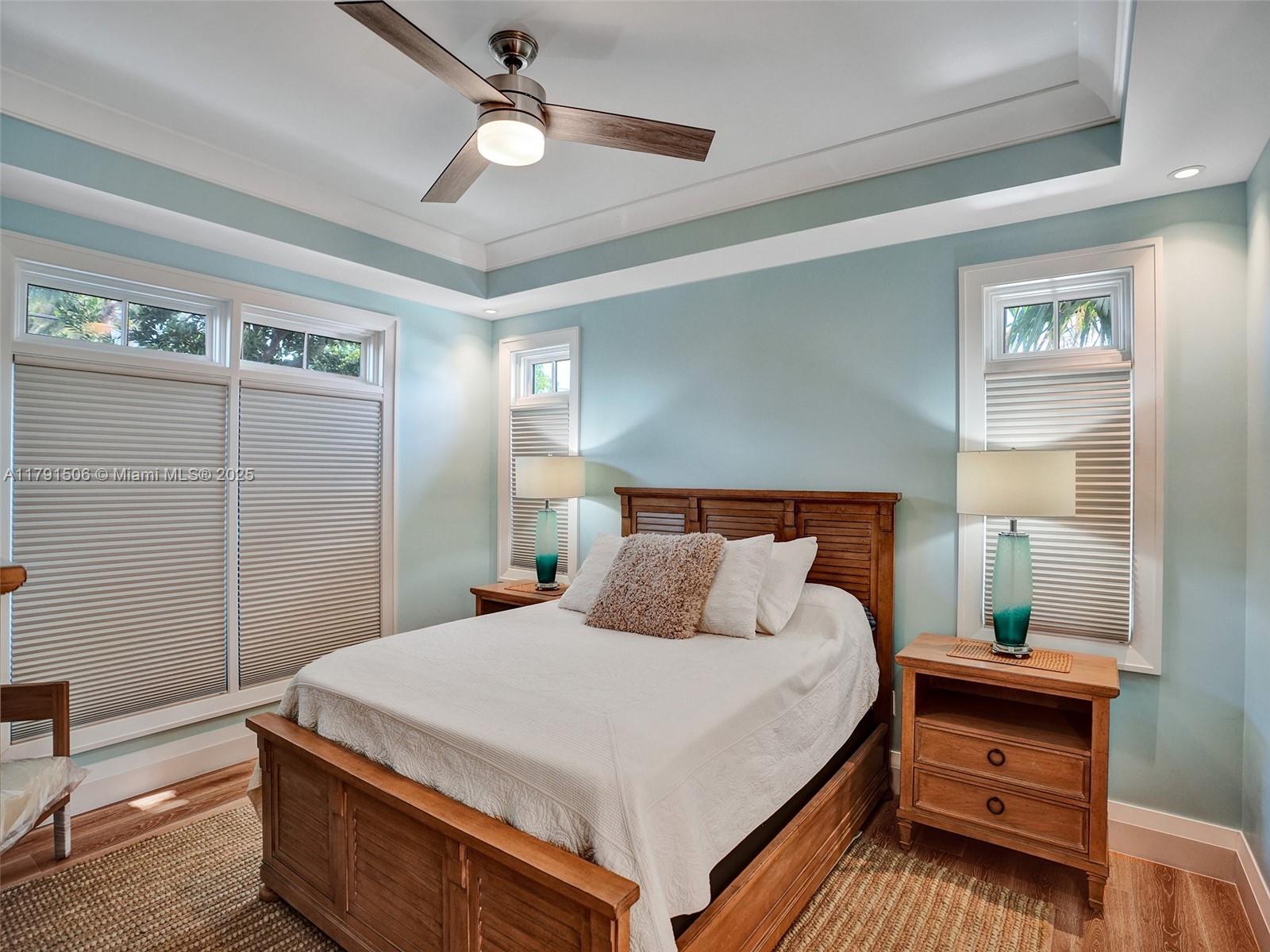 2340 NE 48th St Lighthouse Point, FL 33064