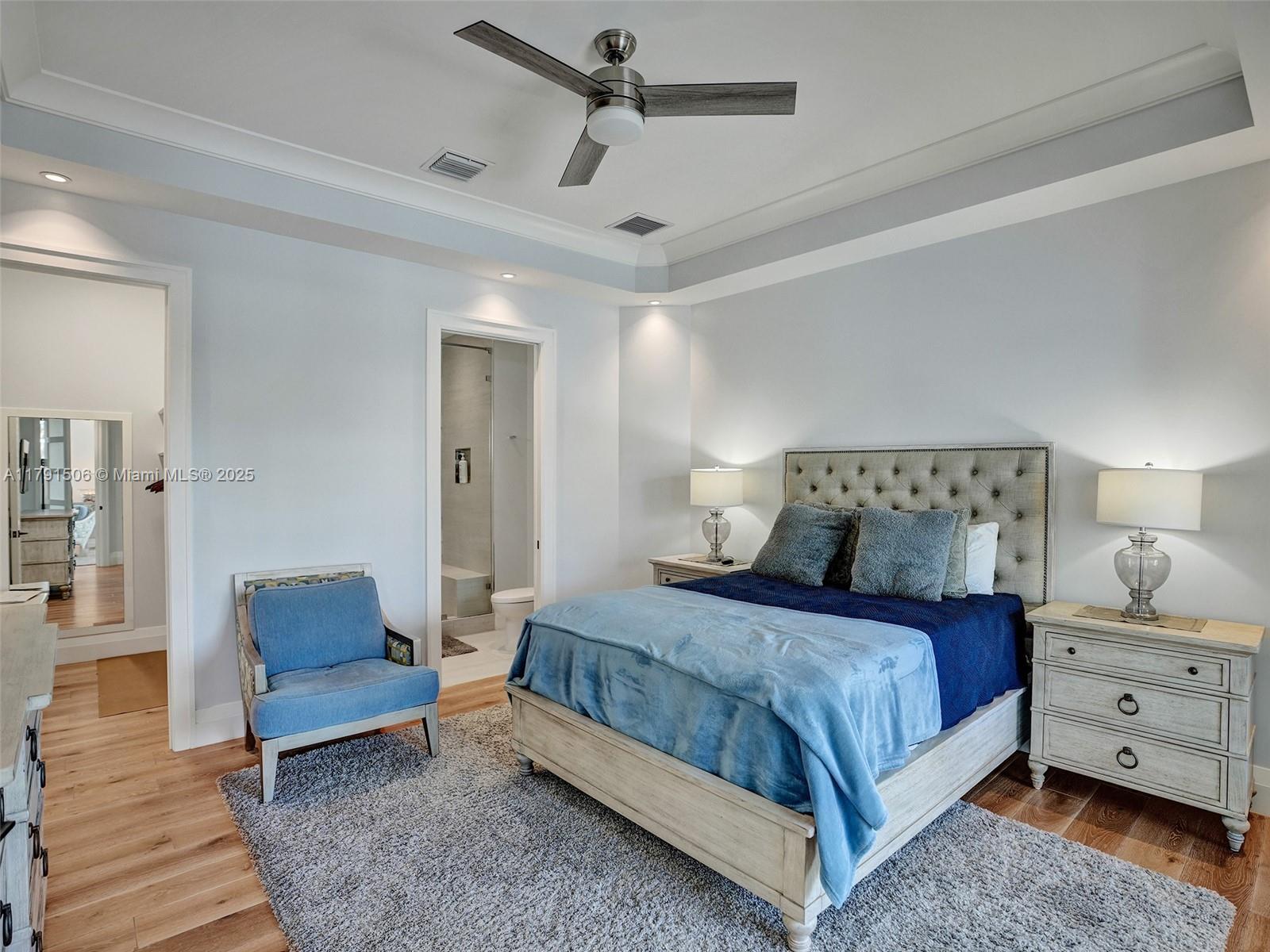 2340 NE 48th St Lighthouse Point, FL 33064