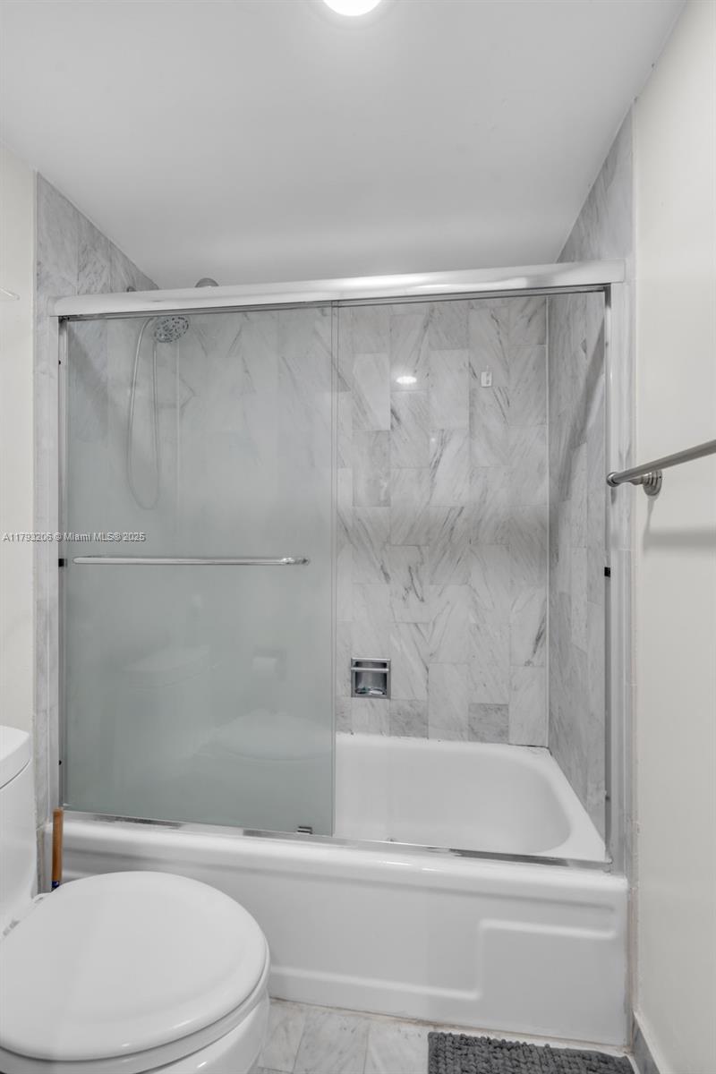 image COSTA BELLA CONDO15