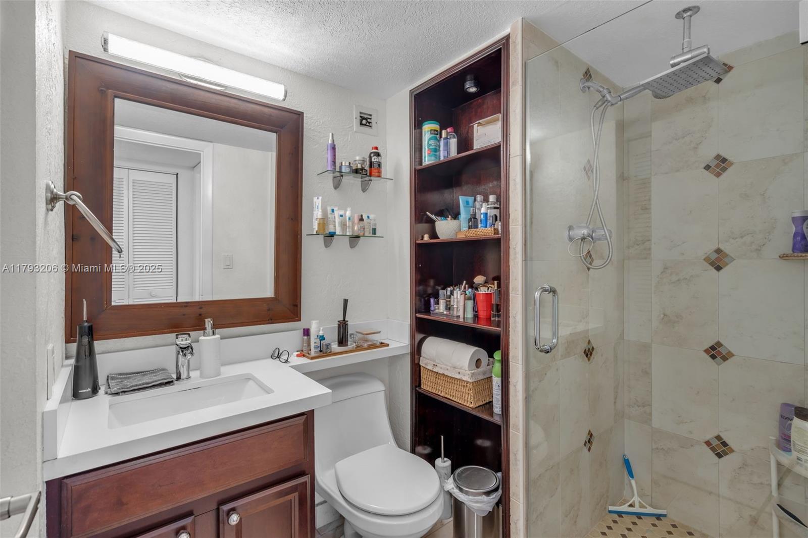 image COSTA BELLA CONDO18