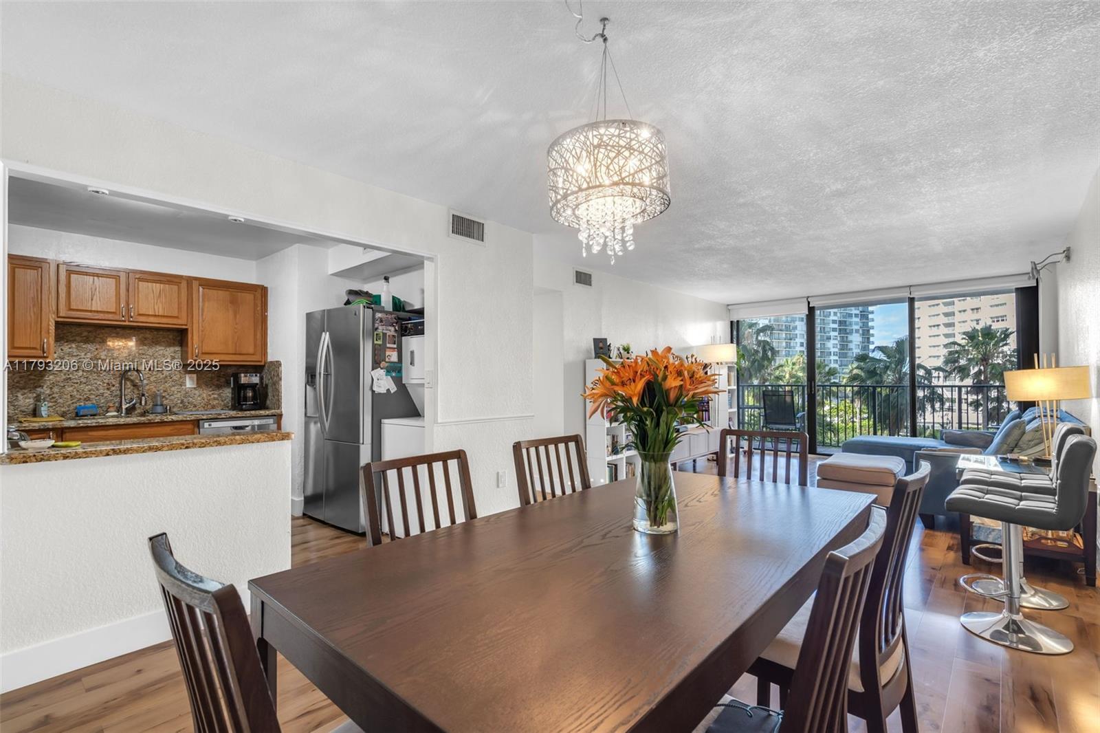 image COSTA BELLA CONDO3