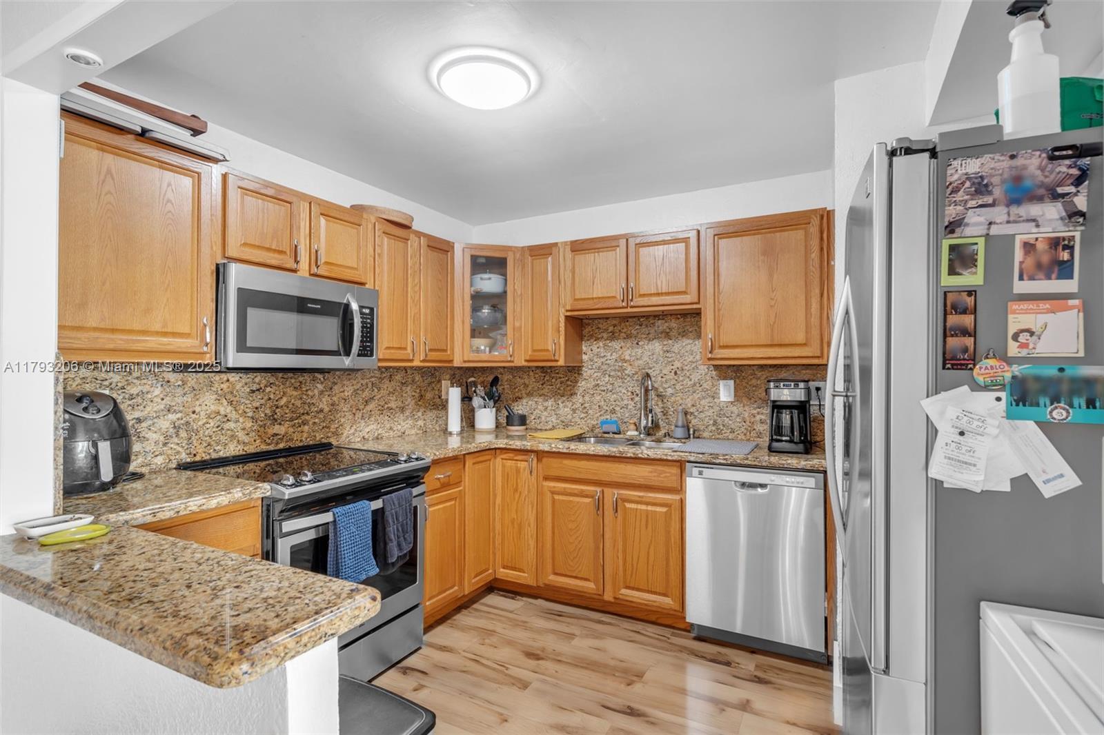 image COSTA BELLA CONDO7