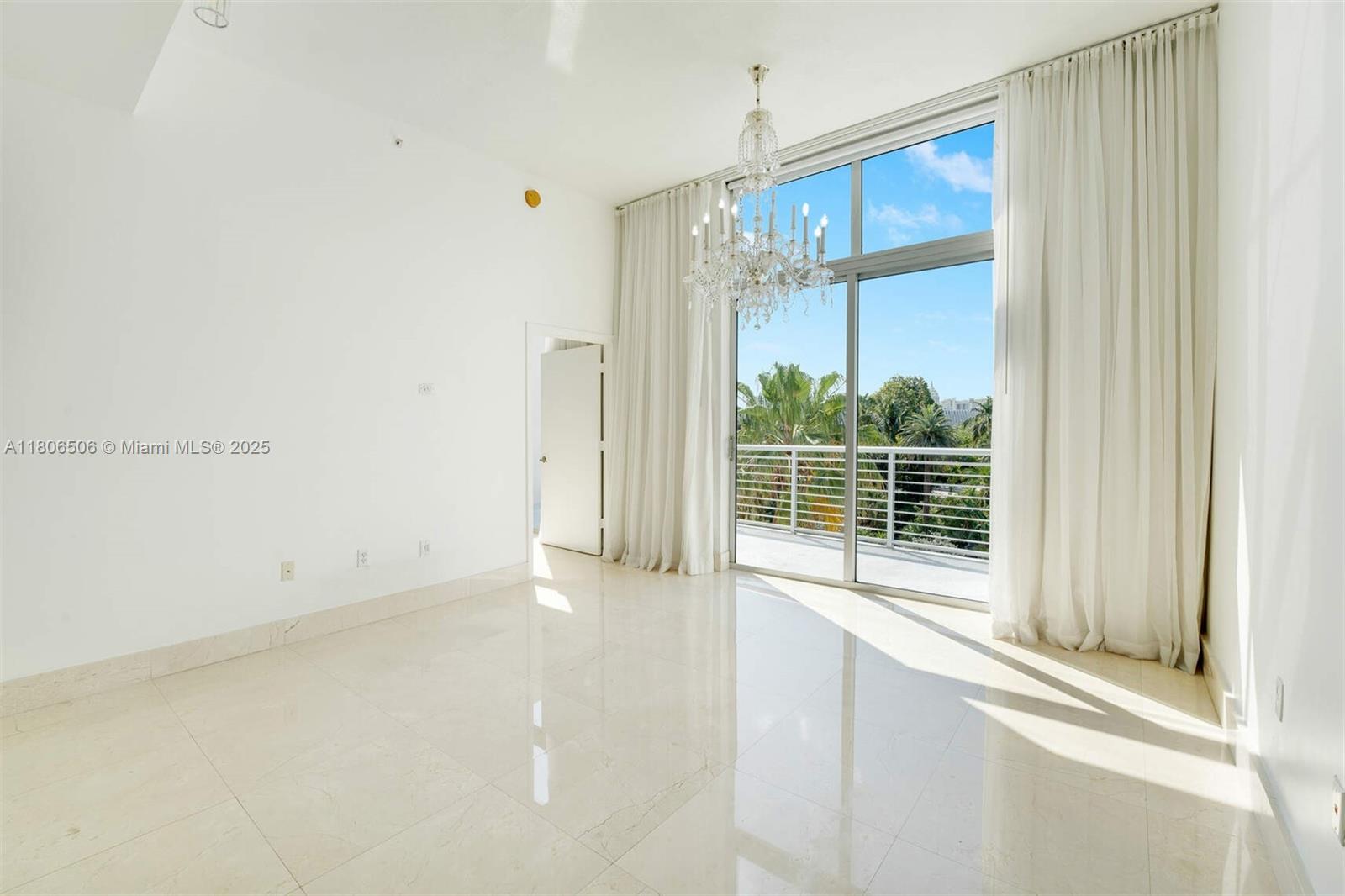 image The Meridian Condo2