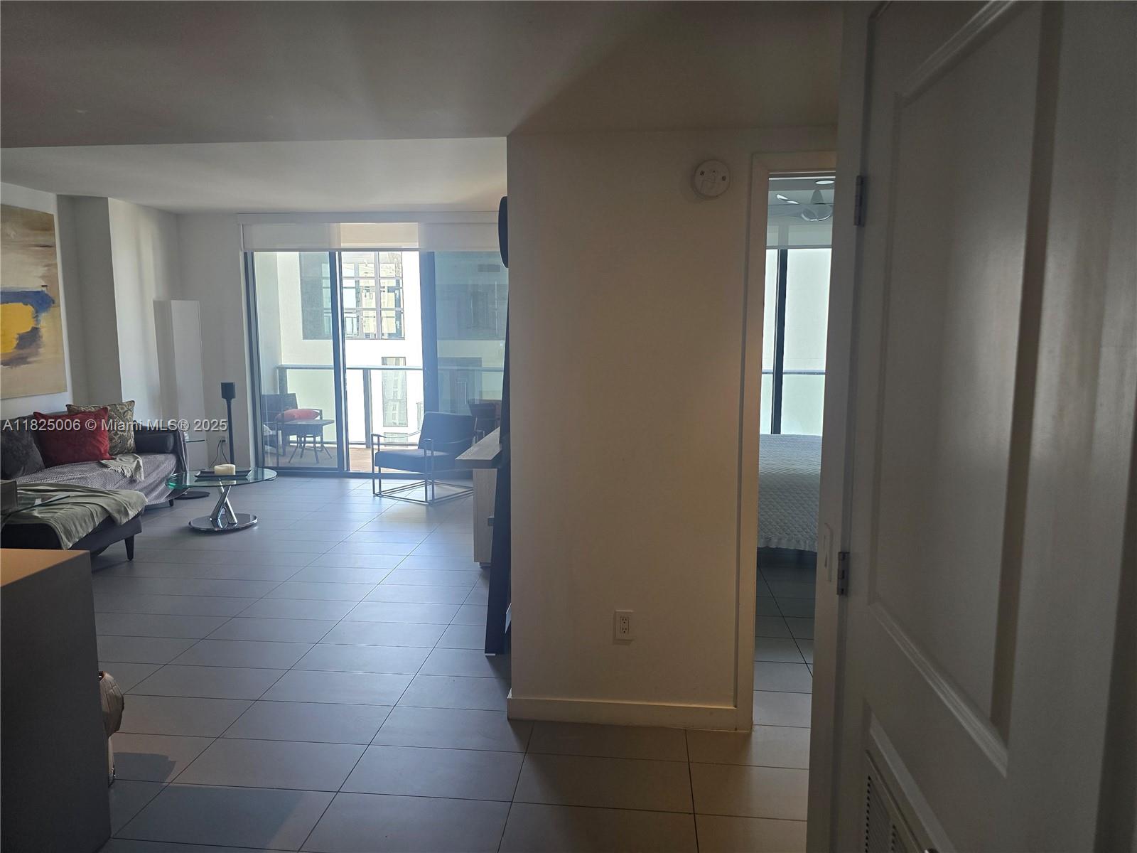 image Canvas Condo14