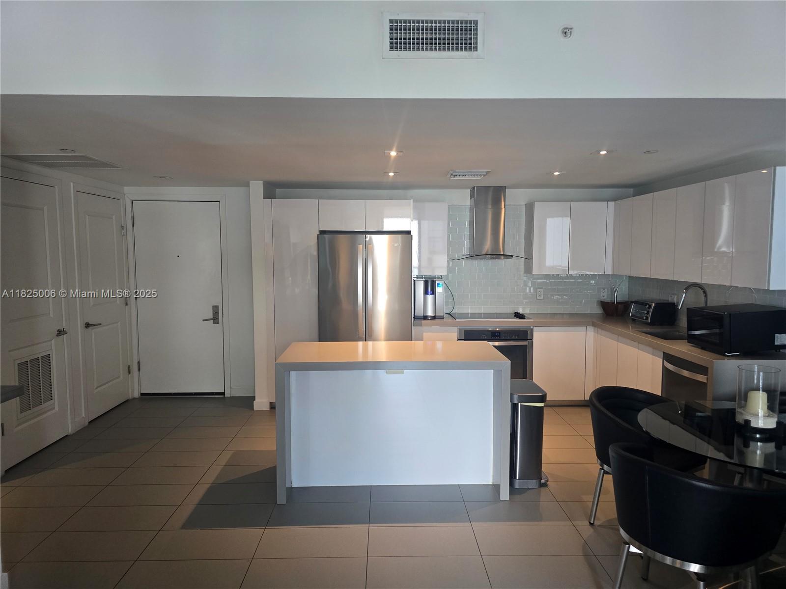 image Canvas Condo19