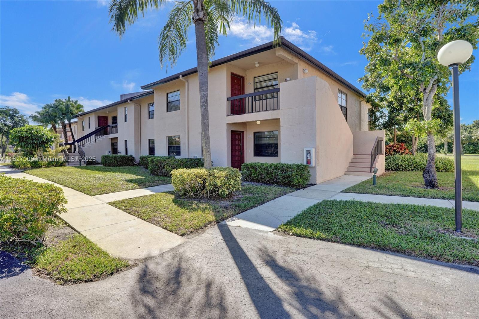 9280 Vista Del Lago #G32