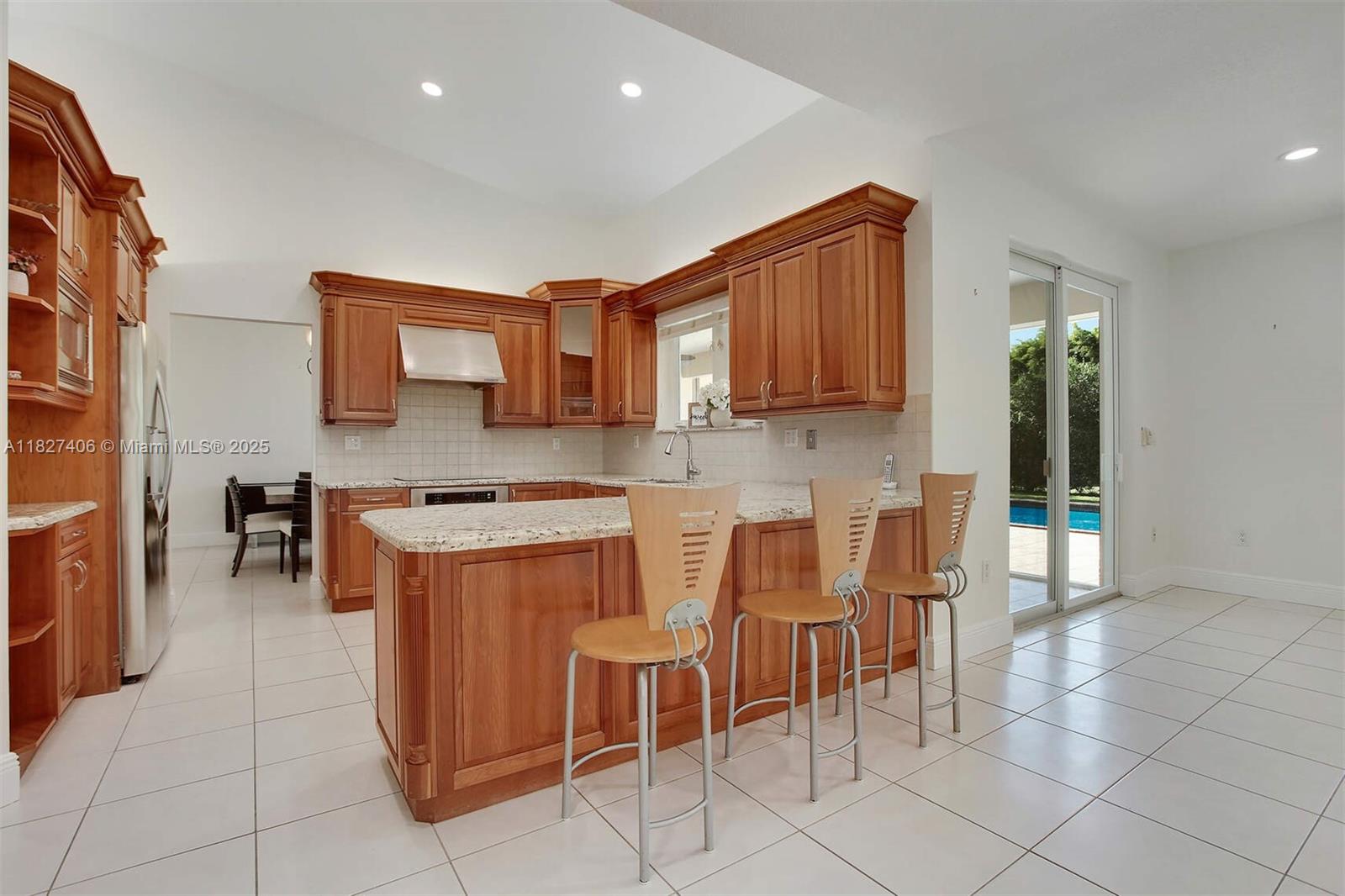 13550 SW 82nd Ave Pinecrest, FL 33156