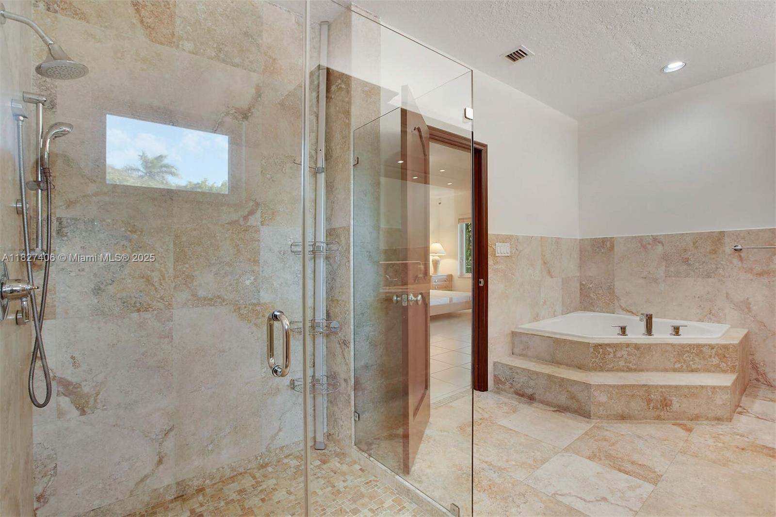 13550 SW 82nd Ave Pinecrest, FL 33156