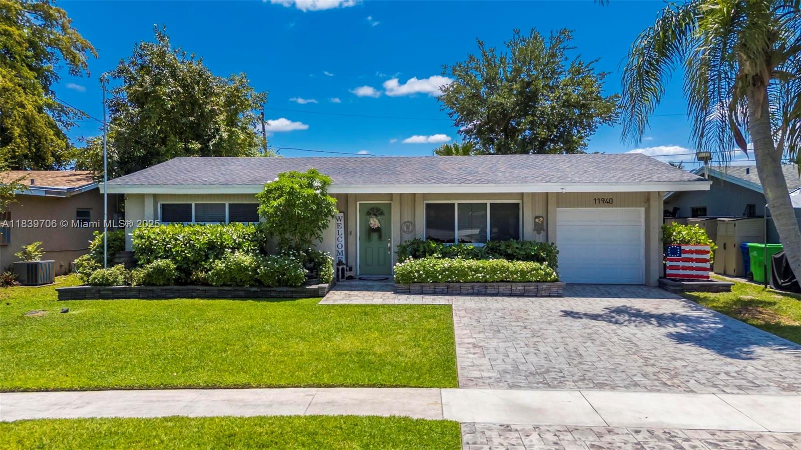 11940 NW 33rd St
