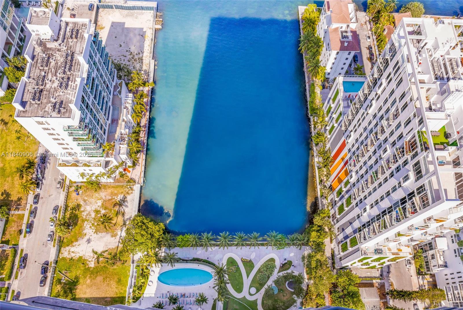 image Icon Bay Condo29