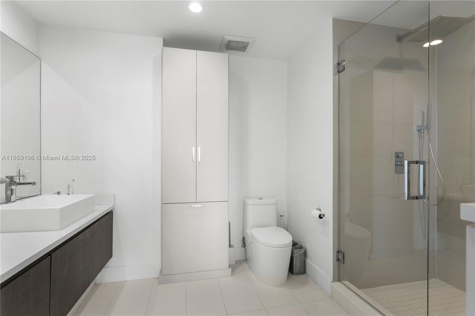 1150 102nd St #706 Bay Harbor Islands, FL 33154