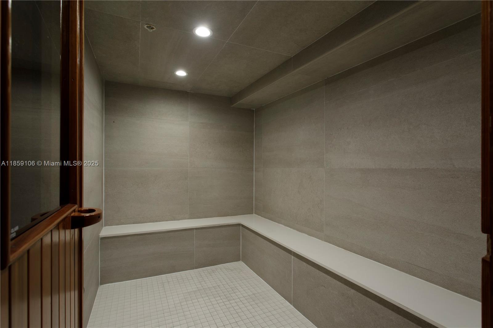 1150 102nd St #706 Bay Harbor Islands, FL 33154