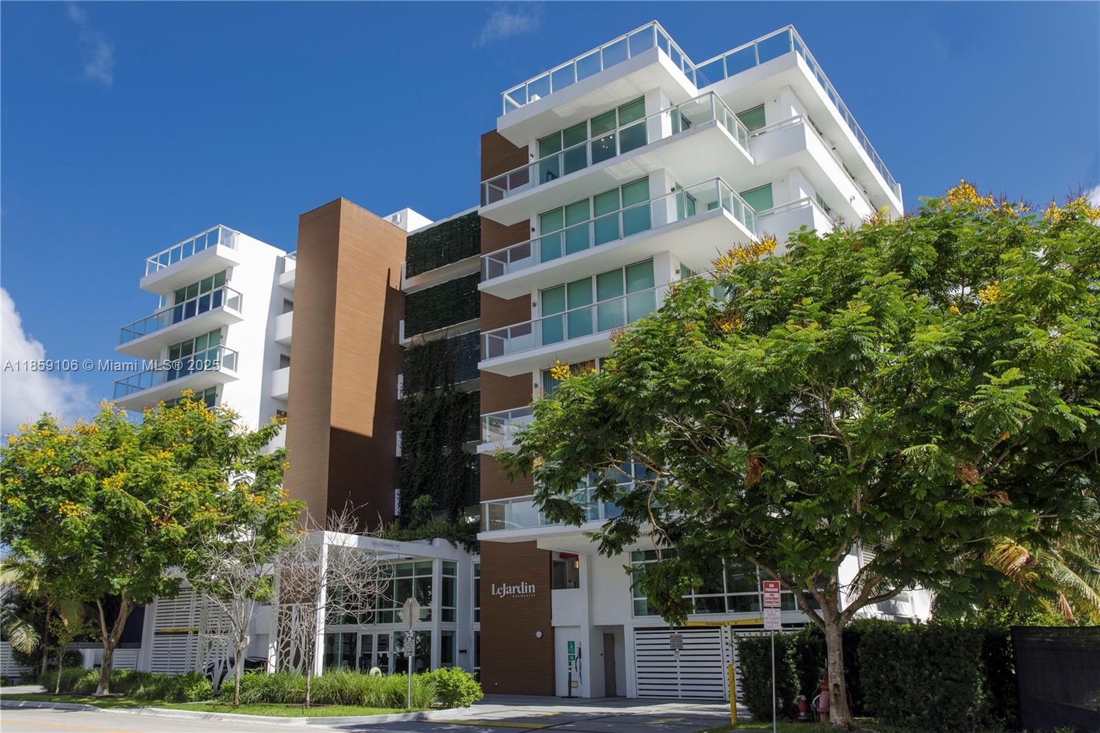 1150 102nd St #706 Bay Harbor Islands, FL 33154