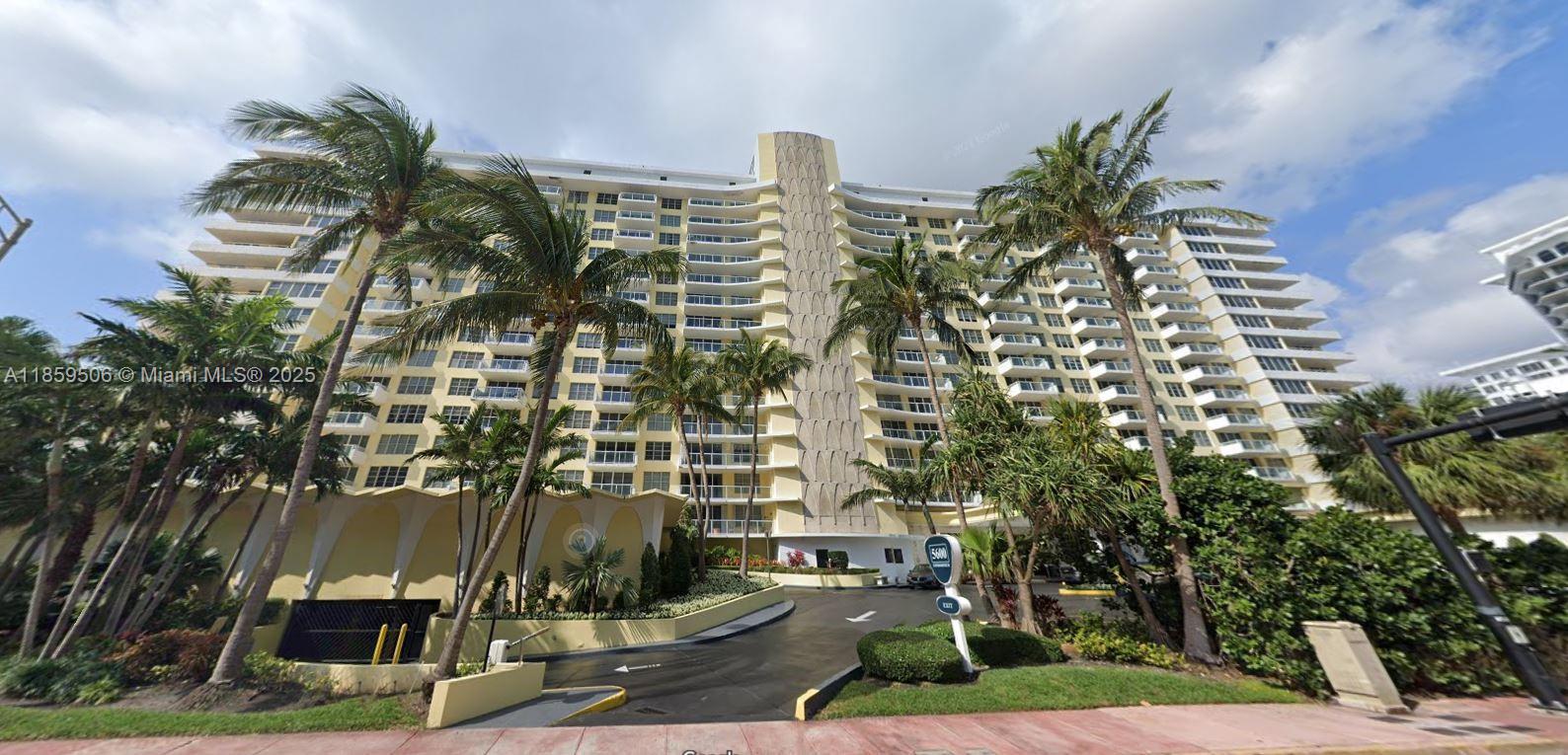 5600 Collins Ave #17W