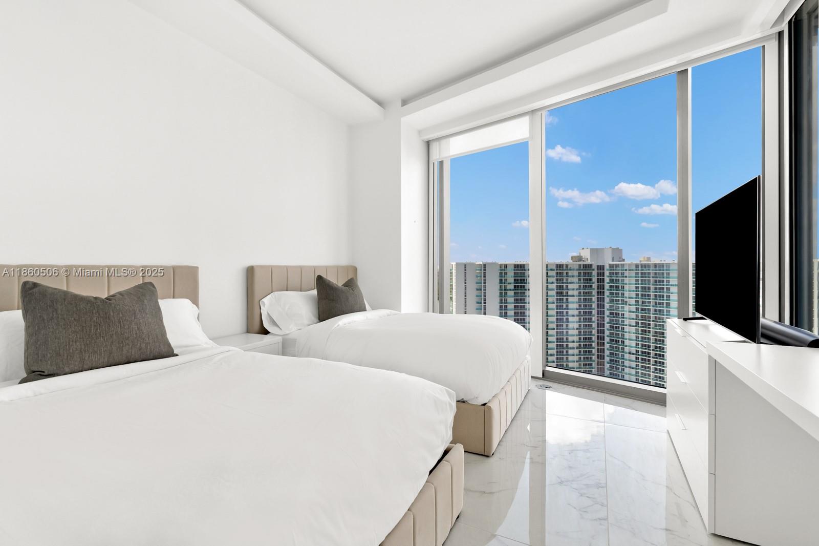 image Ritz Carlton Residences22