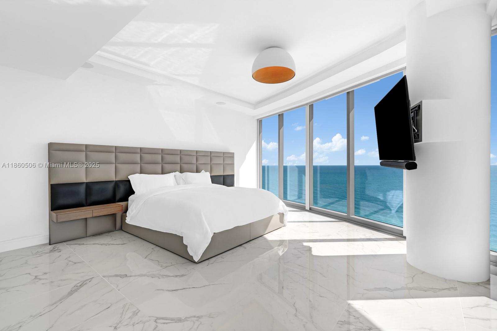 image Ritz Carlton Residences8