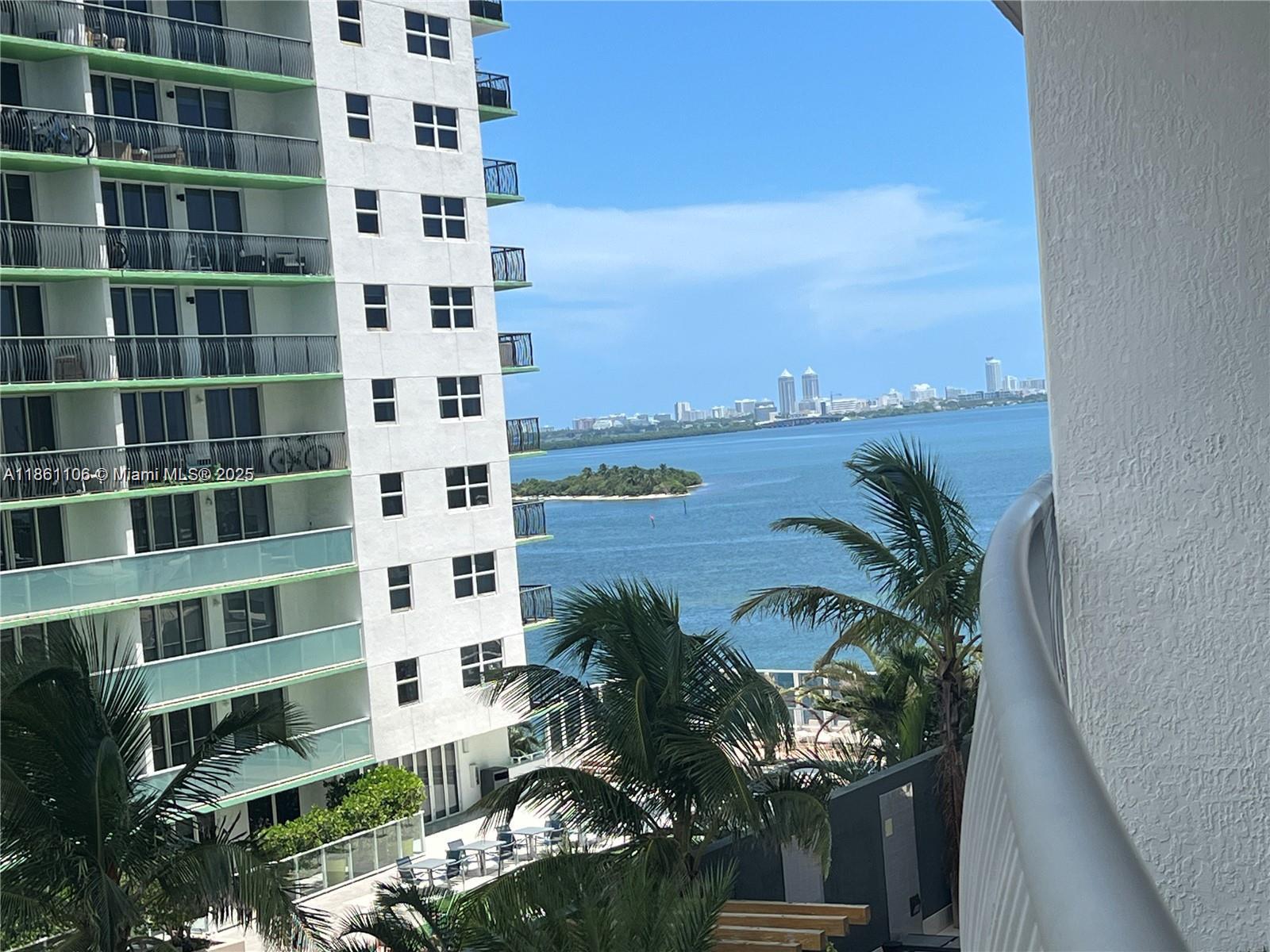 1750 N Bayshore #1411