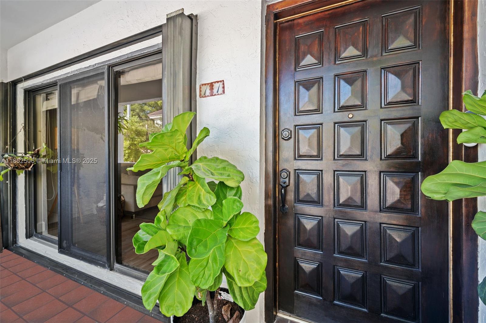 2600 Cardena St #11 Coral Gables, FL 33134