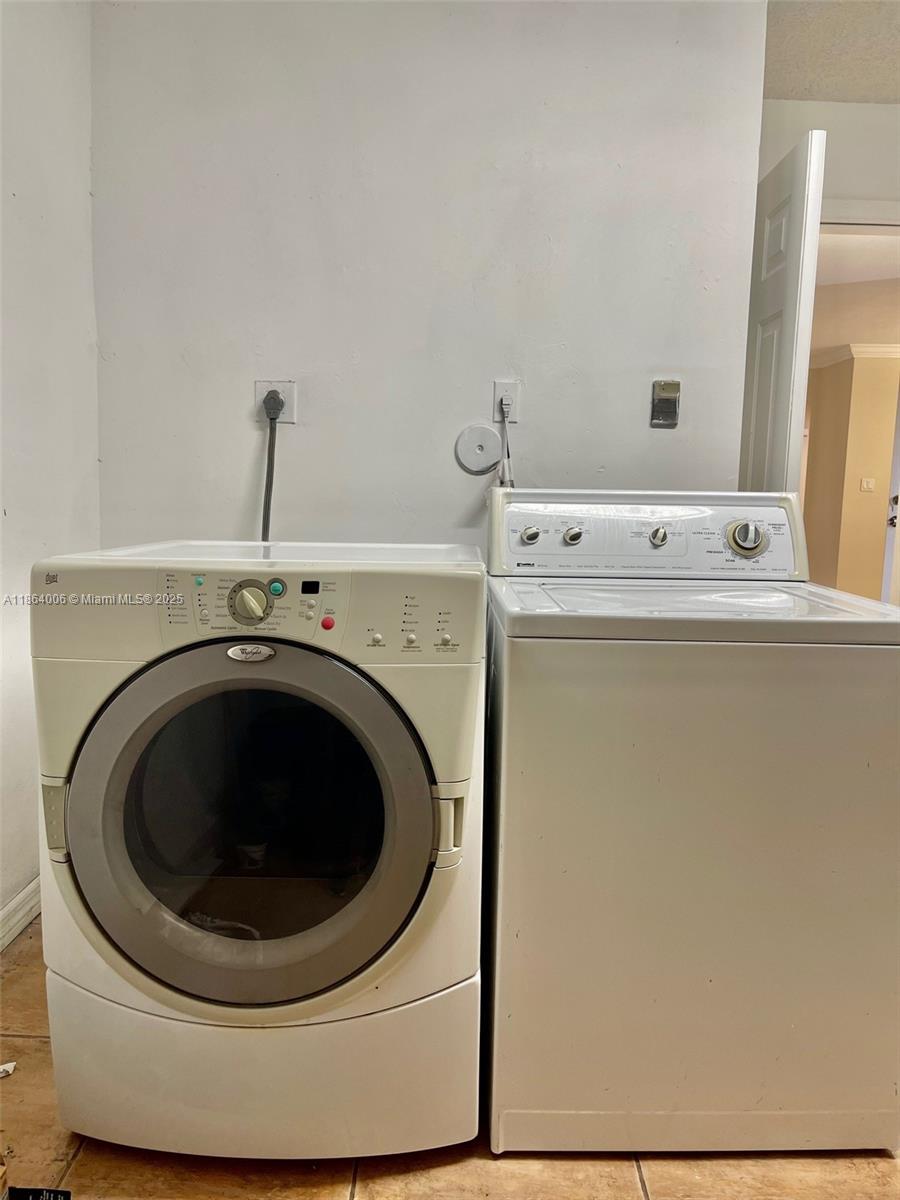 7362 SW 162nd Pl Miami, FL 33193