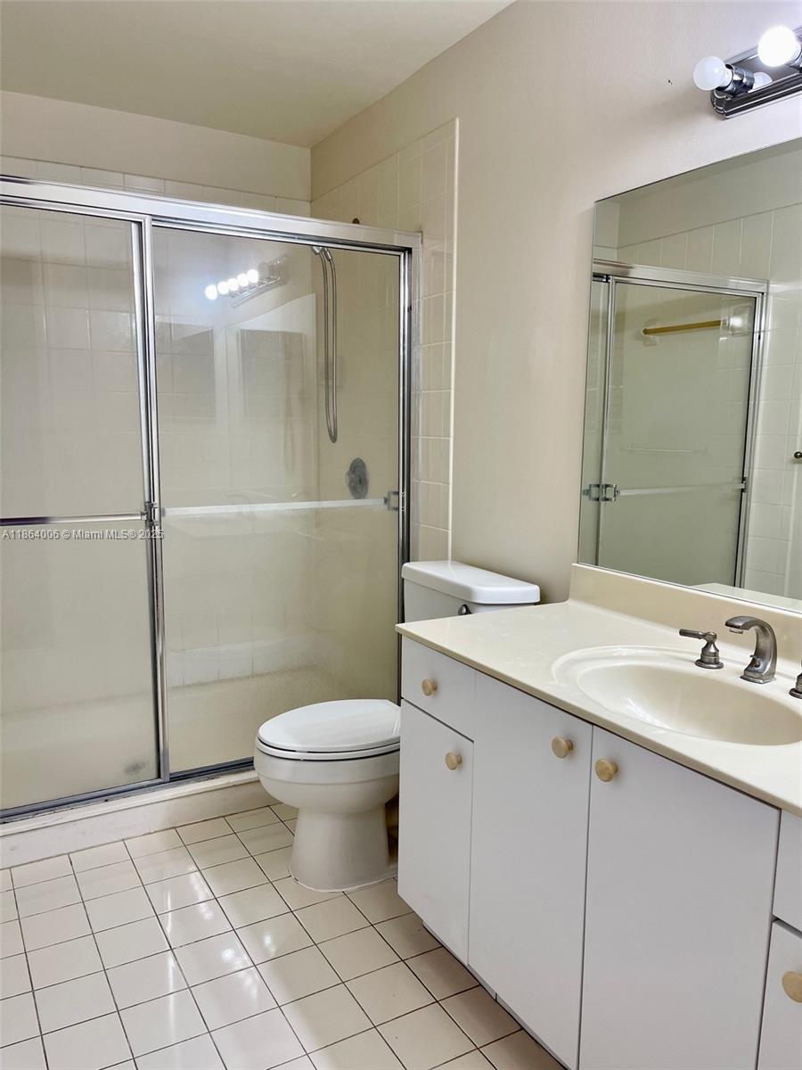 7362 SW 162nd Pl Miami, FL 33193